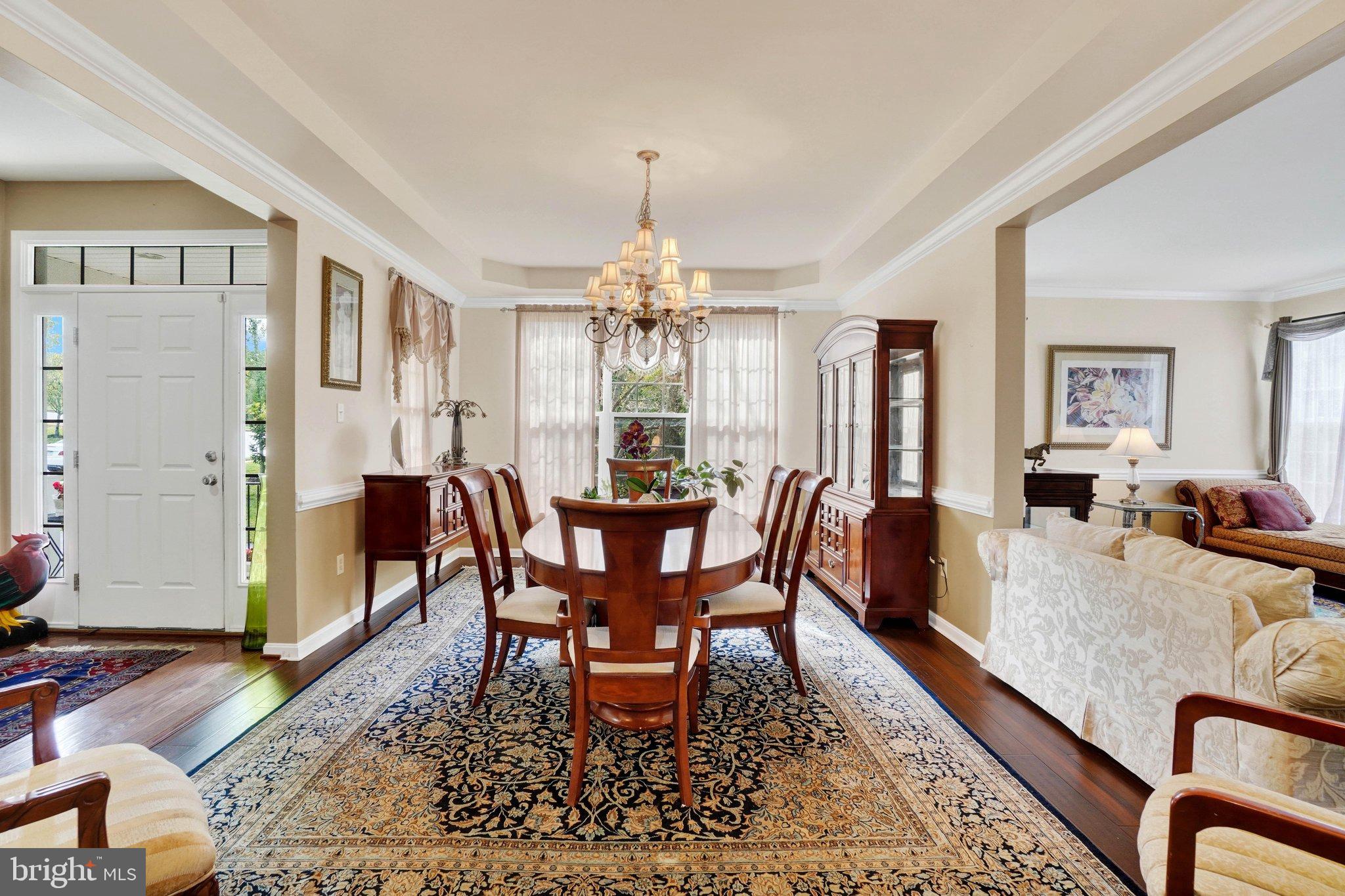 592 LAKE REDMAN COURT