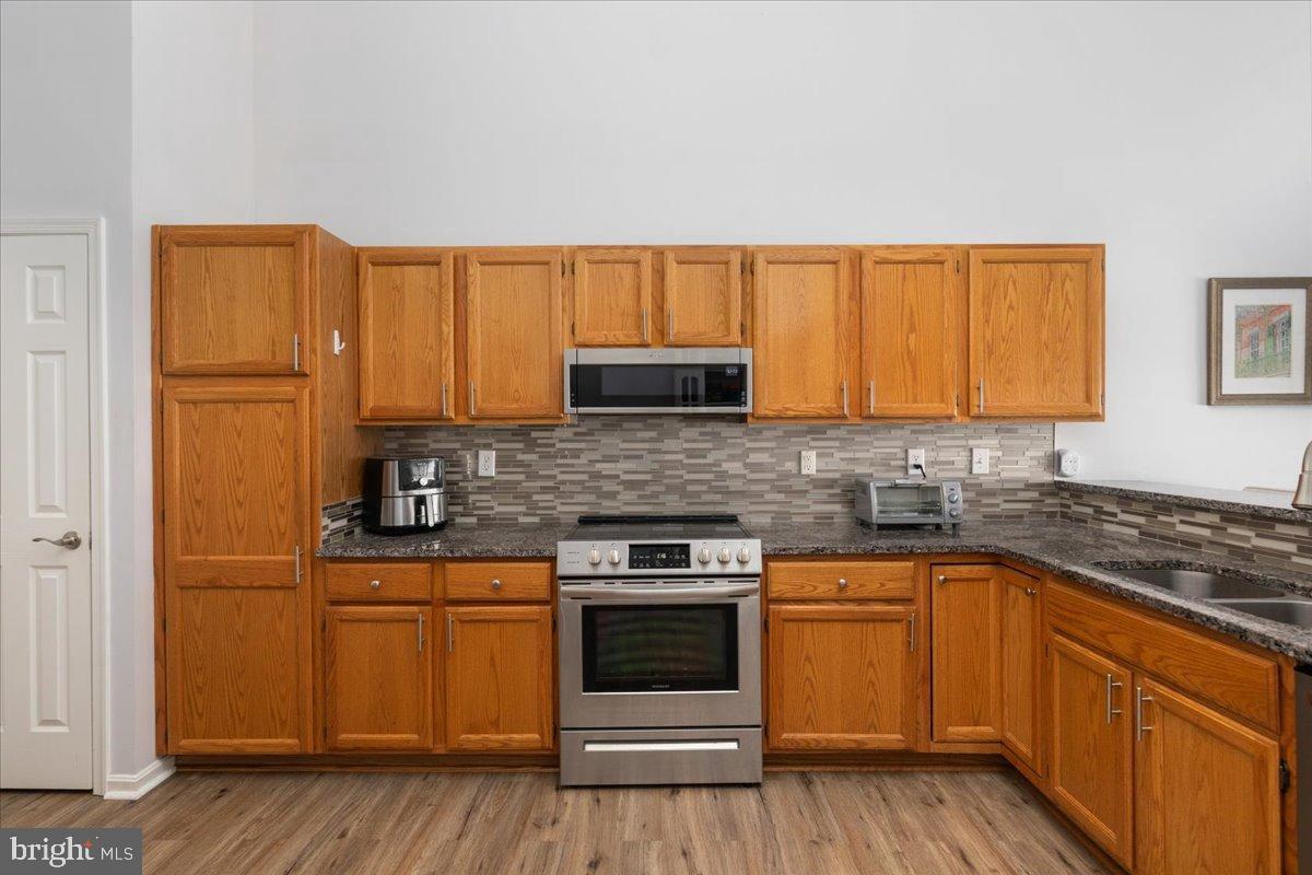 SPRING MILLS - Residential