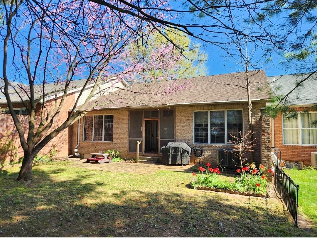 SPRING MILLS - Residential