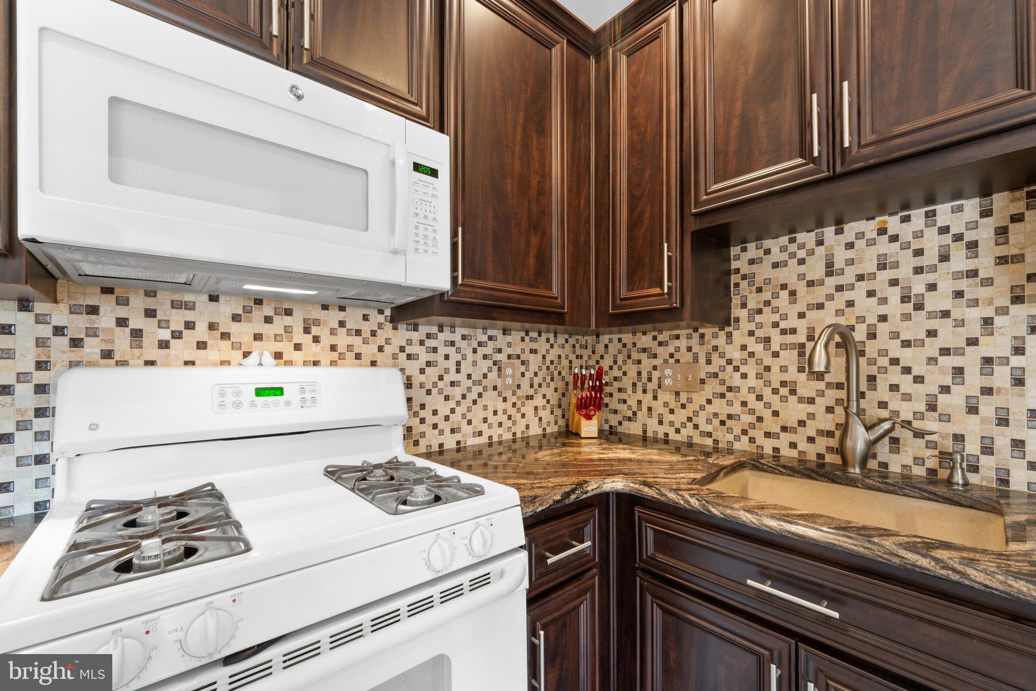 CHANCELLOR GLEN - Residential