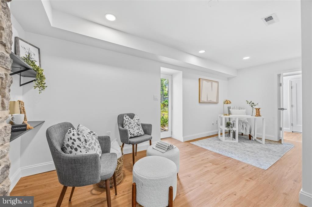 GREENSPRING VALLEY - Residential