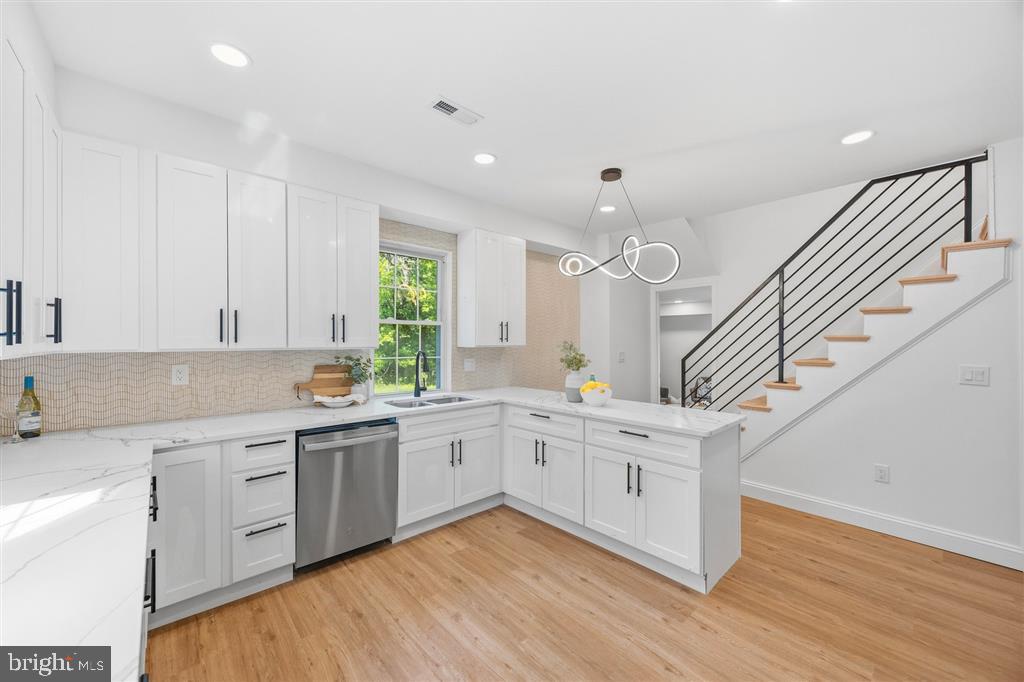 GREENSPRING VALLEY - Residential