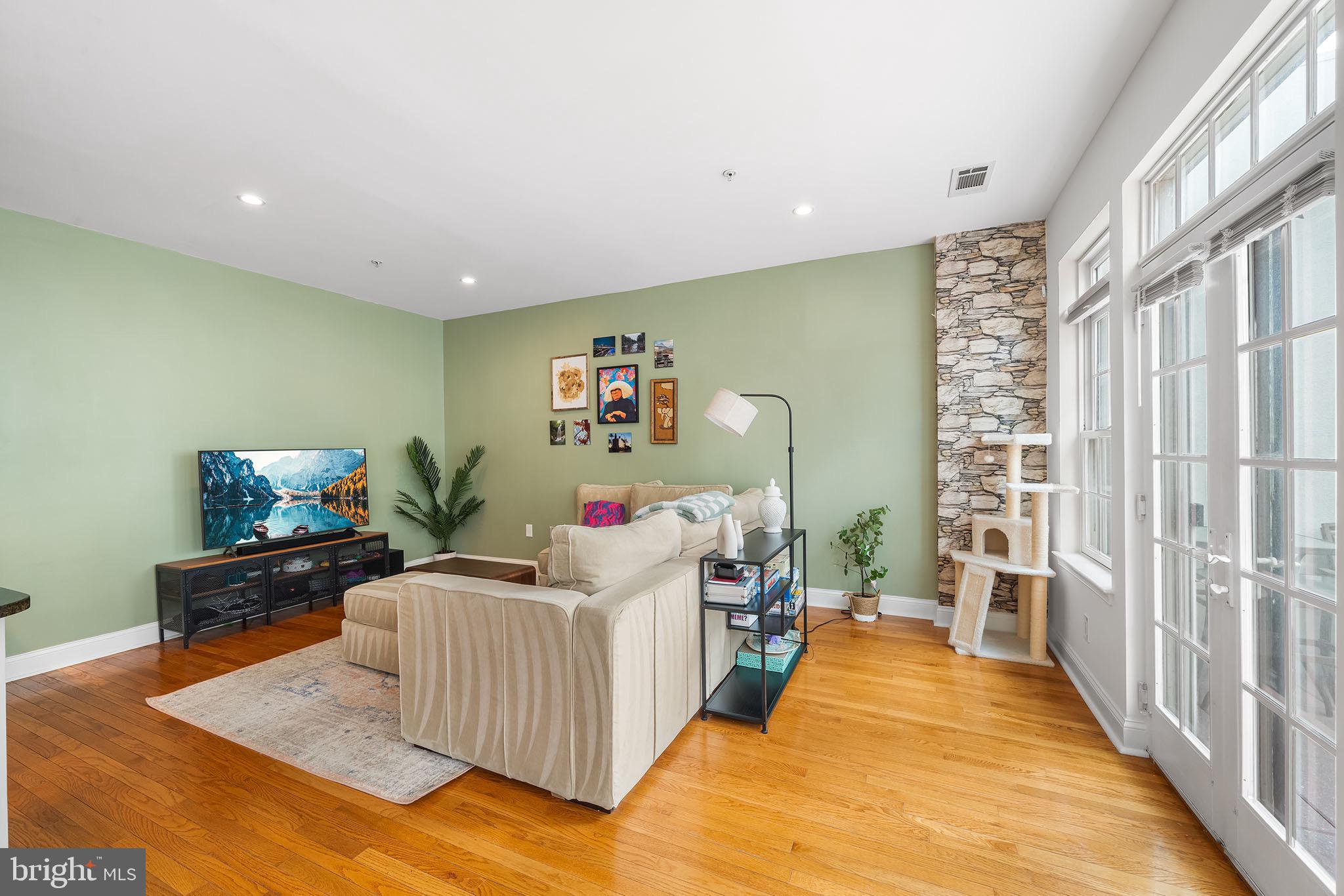 FISHTOWN - Residential