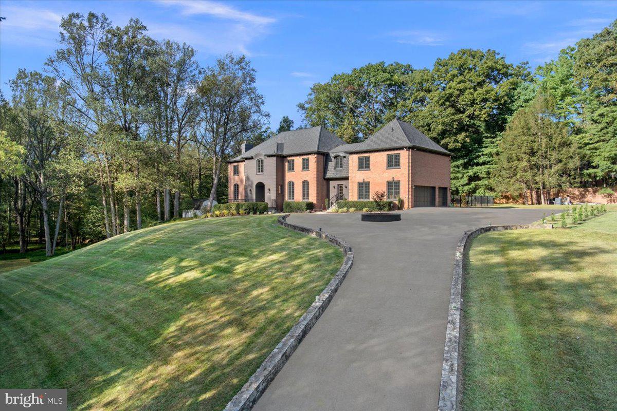 10816 BARN WOOD LANE