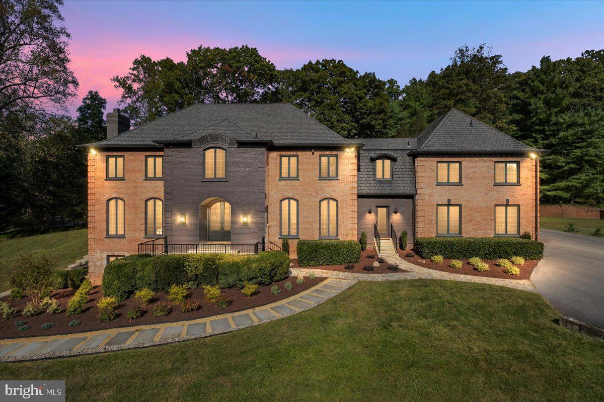 10816 BARN WOOD LANE