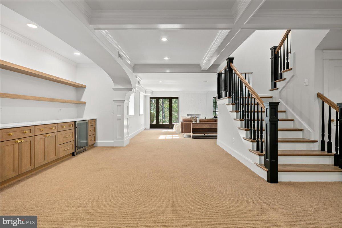 RIVER OAKS FARM - Residential