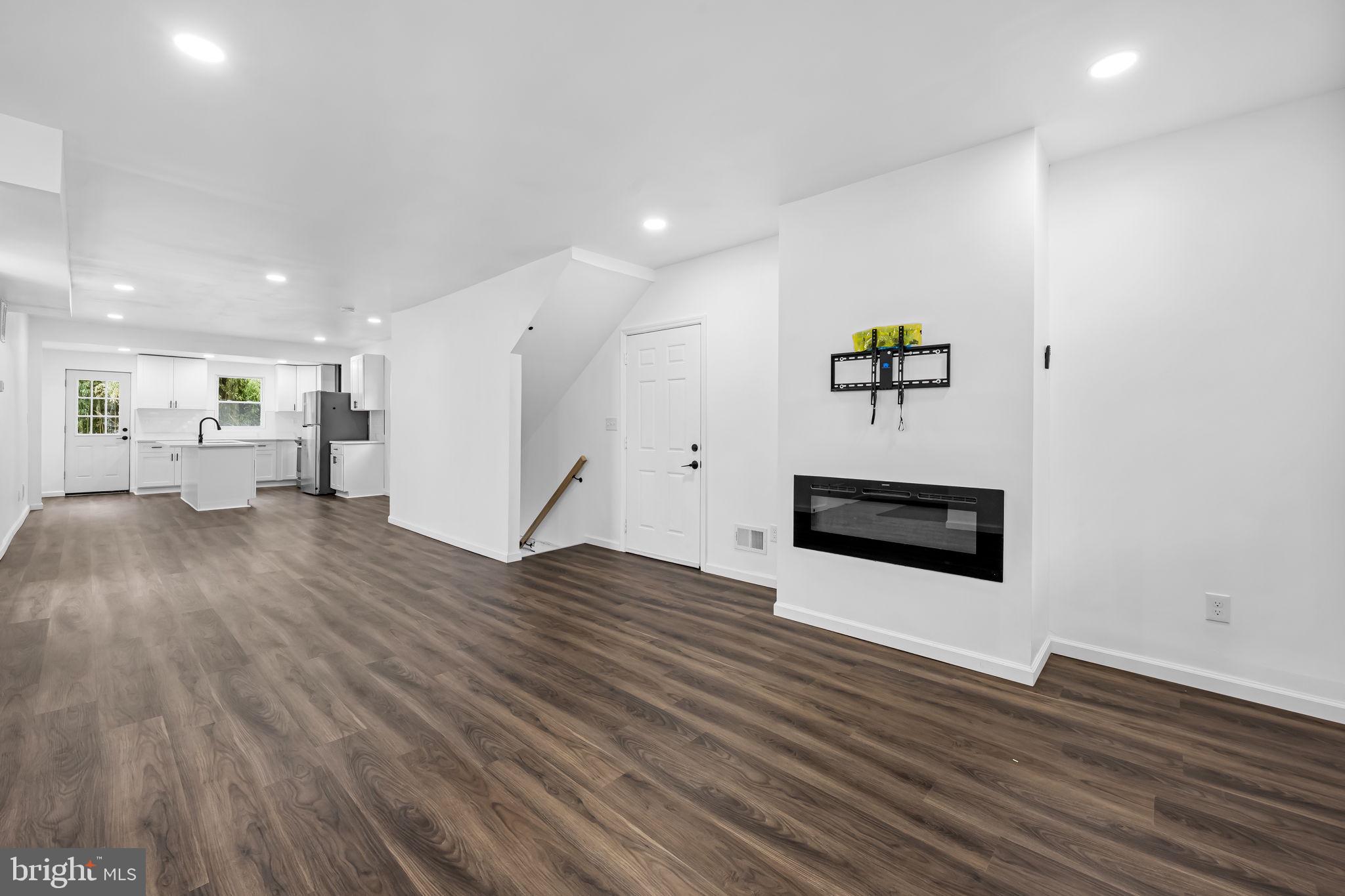 GOVANS - Residential