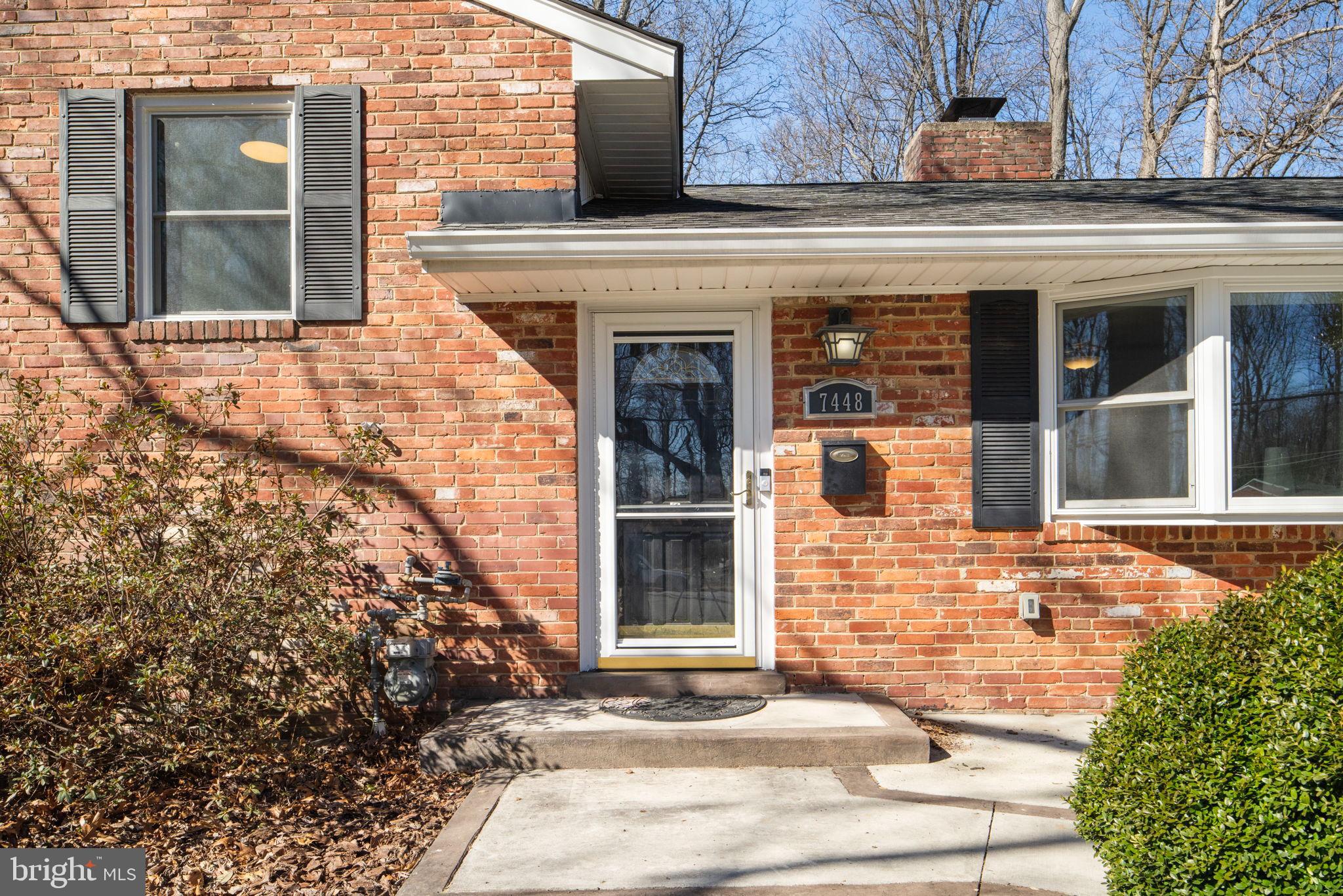 7448 LONG PINE DRIVE