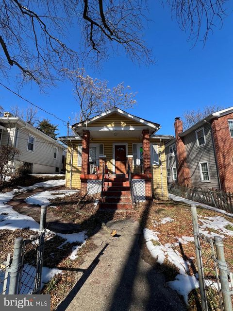 4530 DIX STREET NE WASHINGTON DC 20019