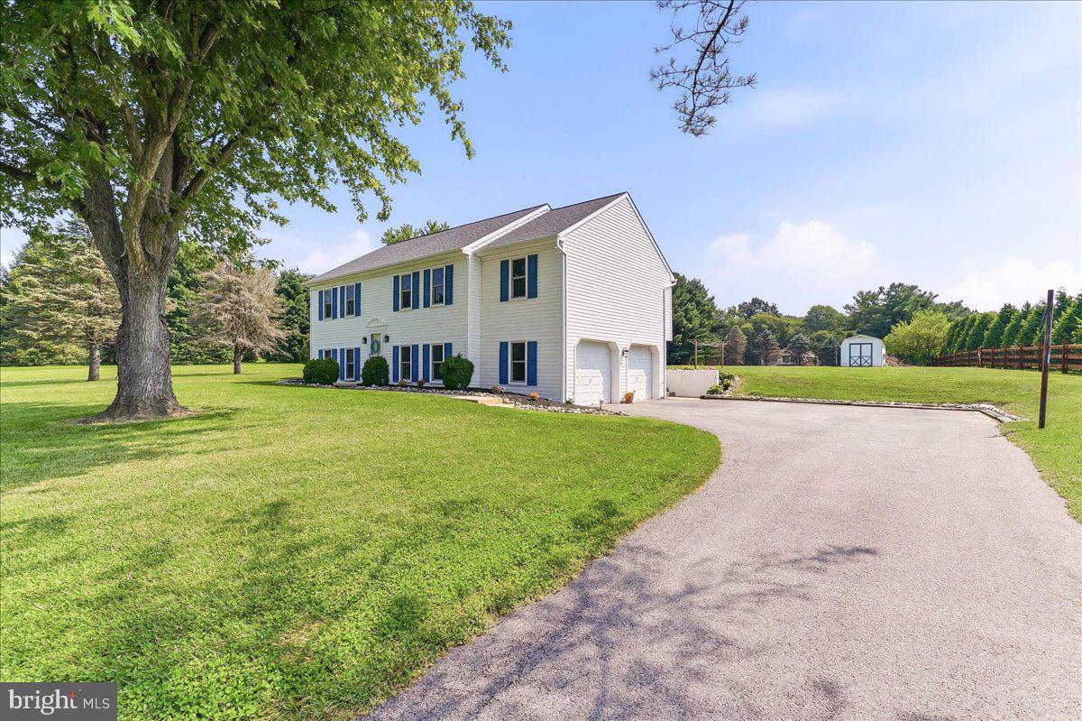 300 DUCK FARM ROAD