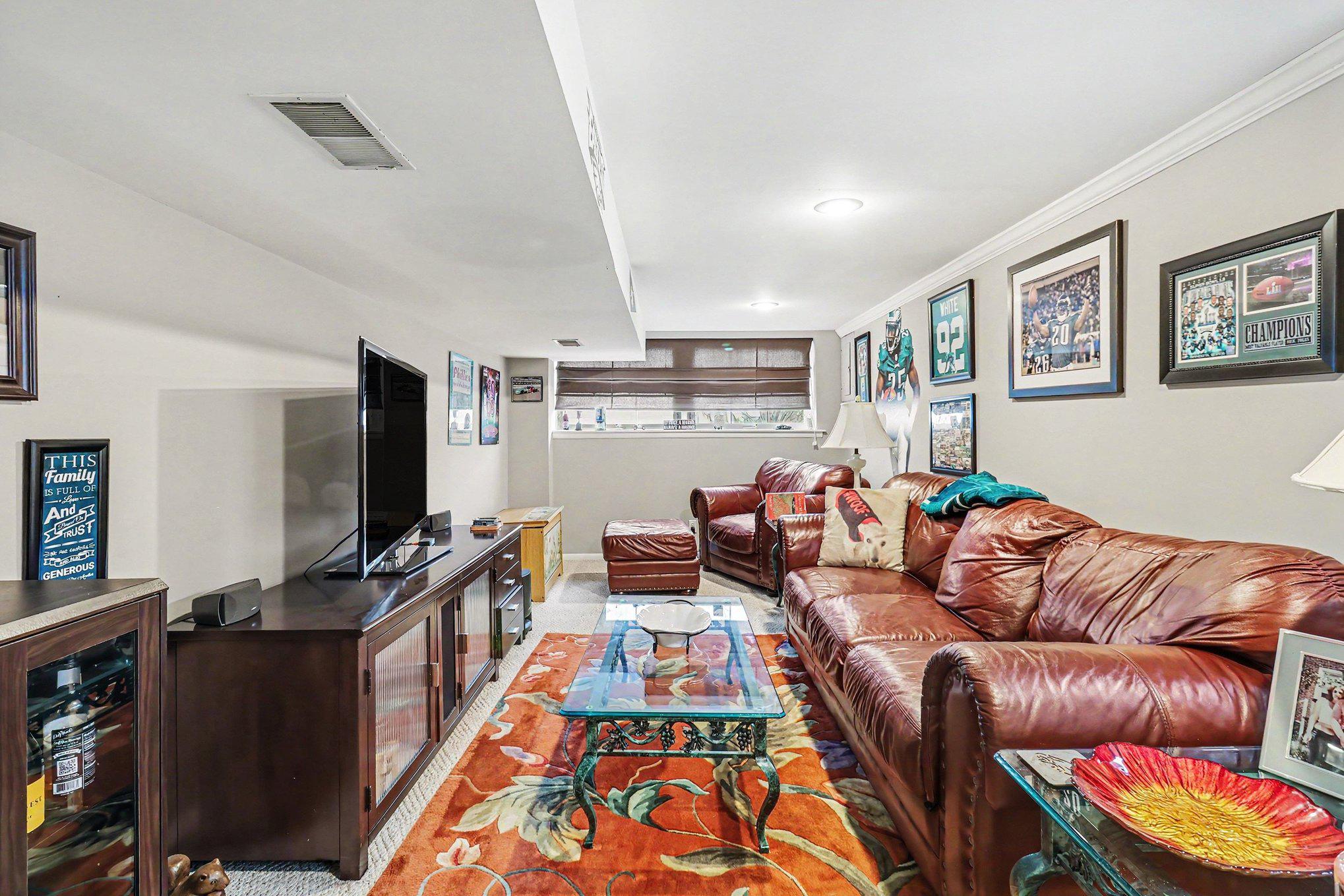 ELKINS PARK - Residential