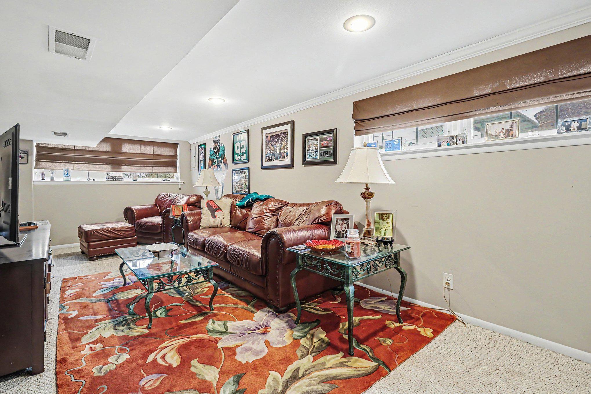 ELKINS PARK - Residential