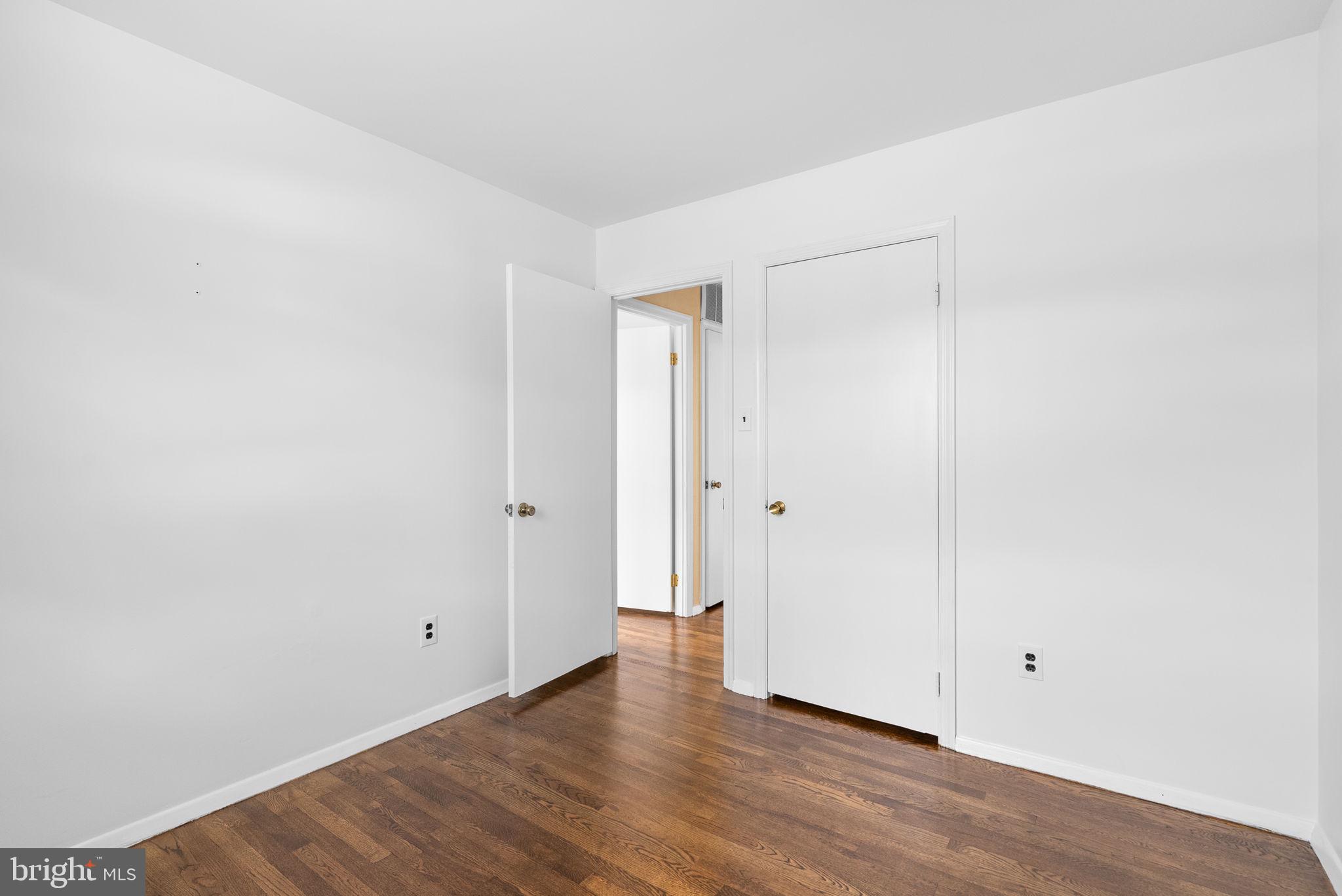 SEABROOK ESTATES - Residential