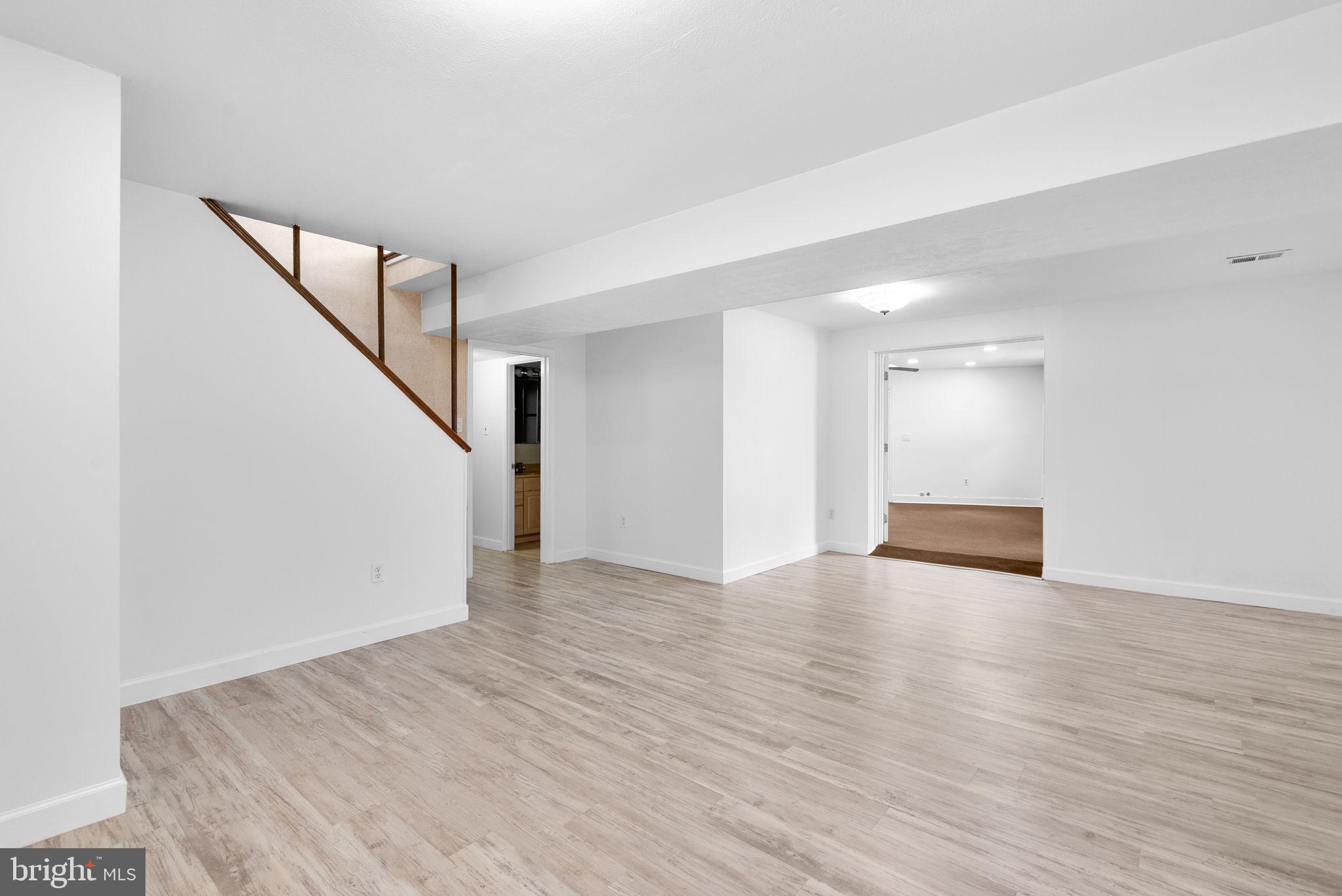 SEABROOK ESTATES - Residential