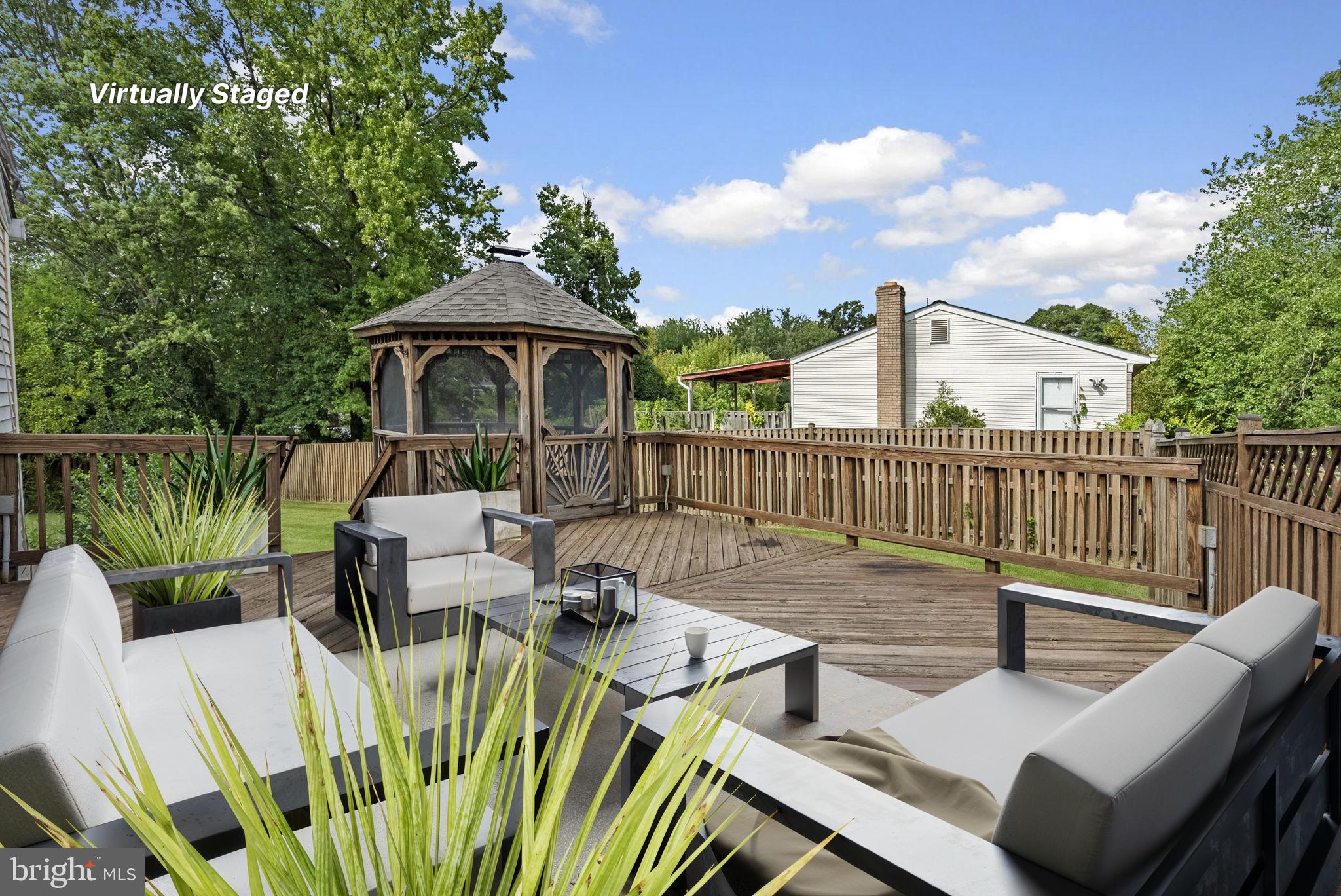 SEABROOK ESTATES - Residential