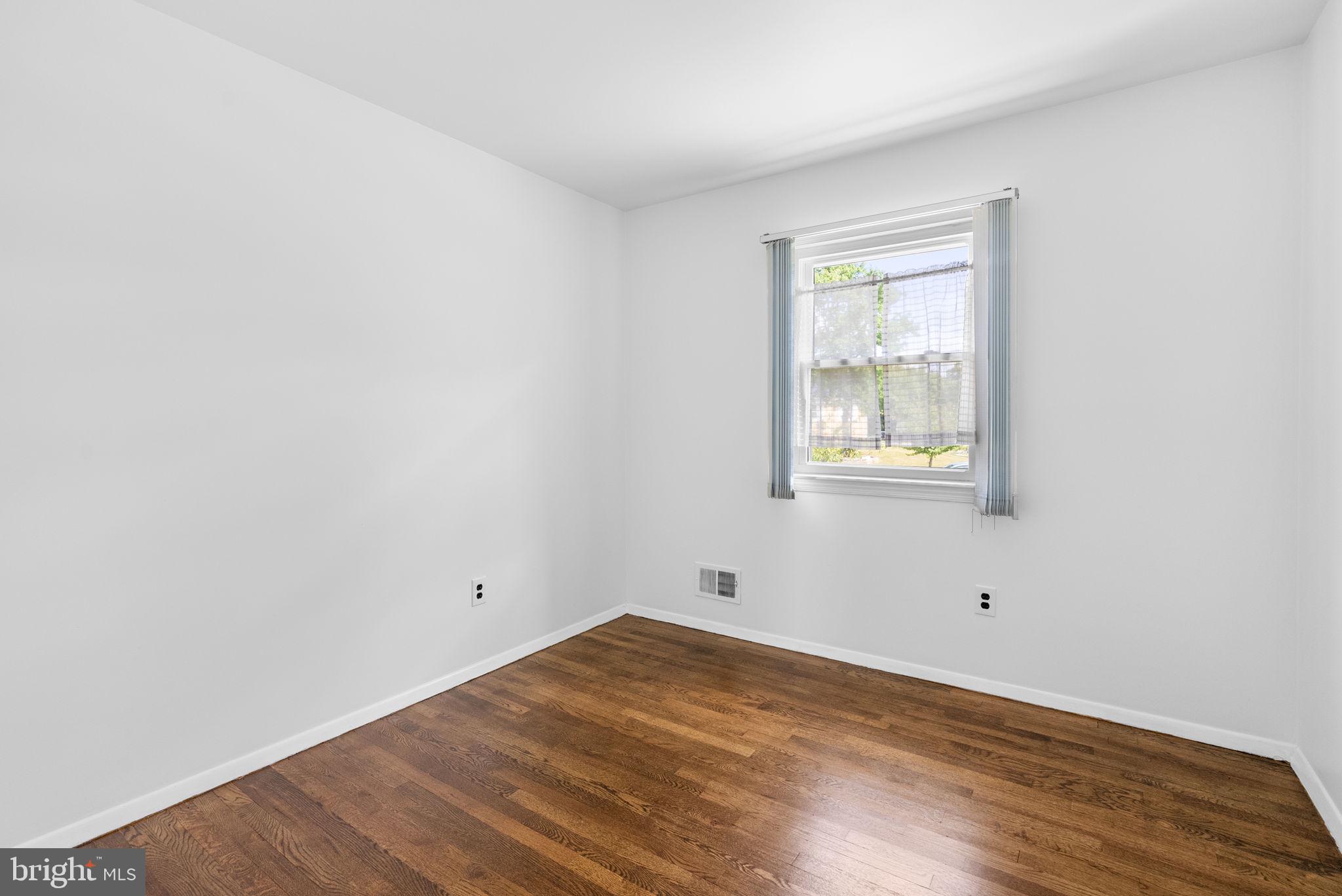 SEABROOK ESTATES - Residential