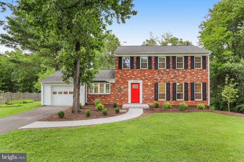 Photo of 2329 Bedfordshire Circle, RESTON, VA 20191 (MLS # VAFX2322772)