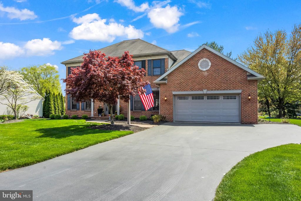 Photo of 818 Coopers Court, LANCASTER, PA 17601 (MLS # PALA2068802)