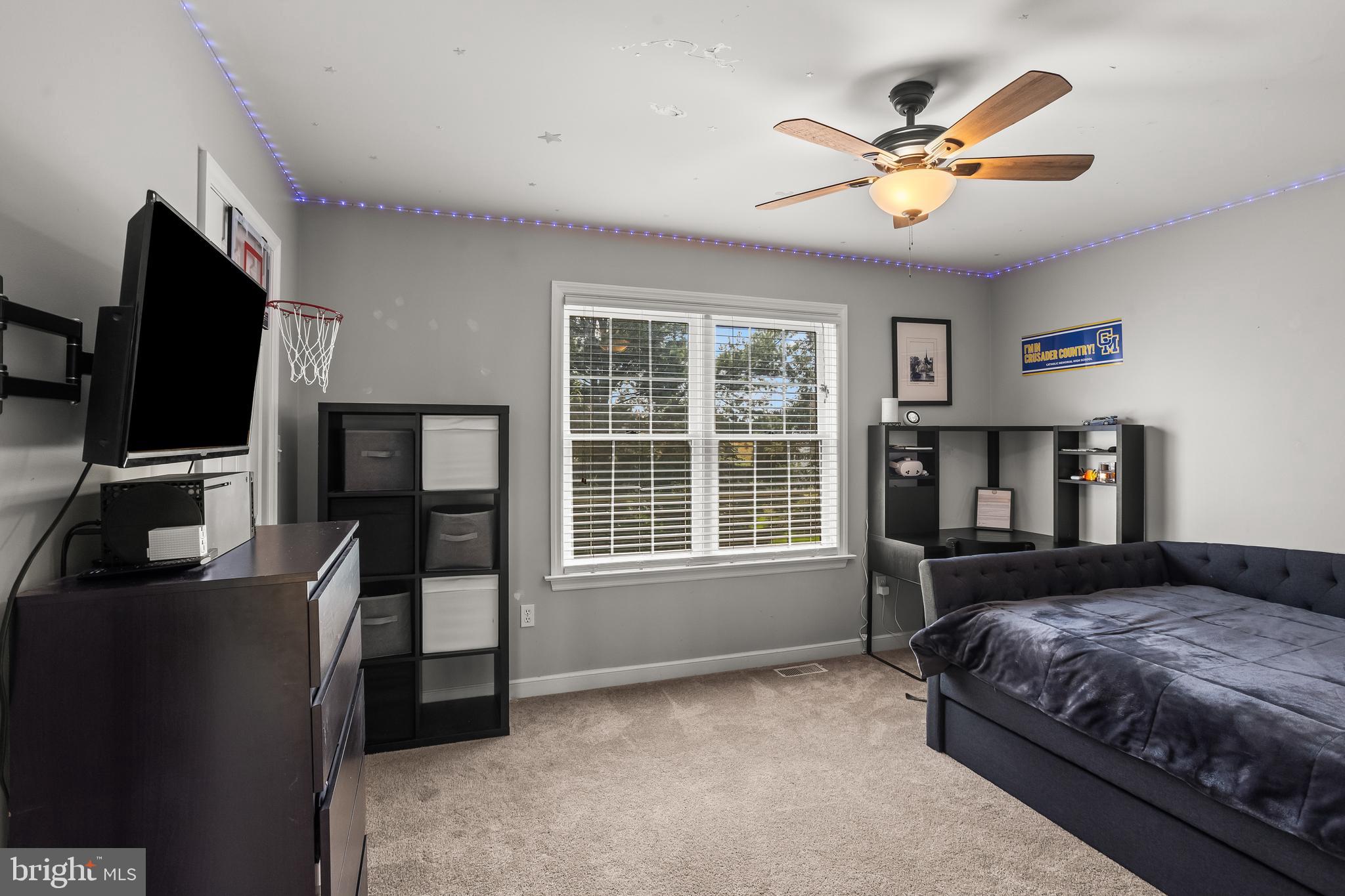 CENTERVILLE COMMONS - Residential