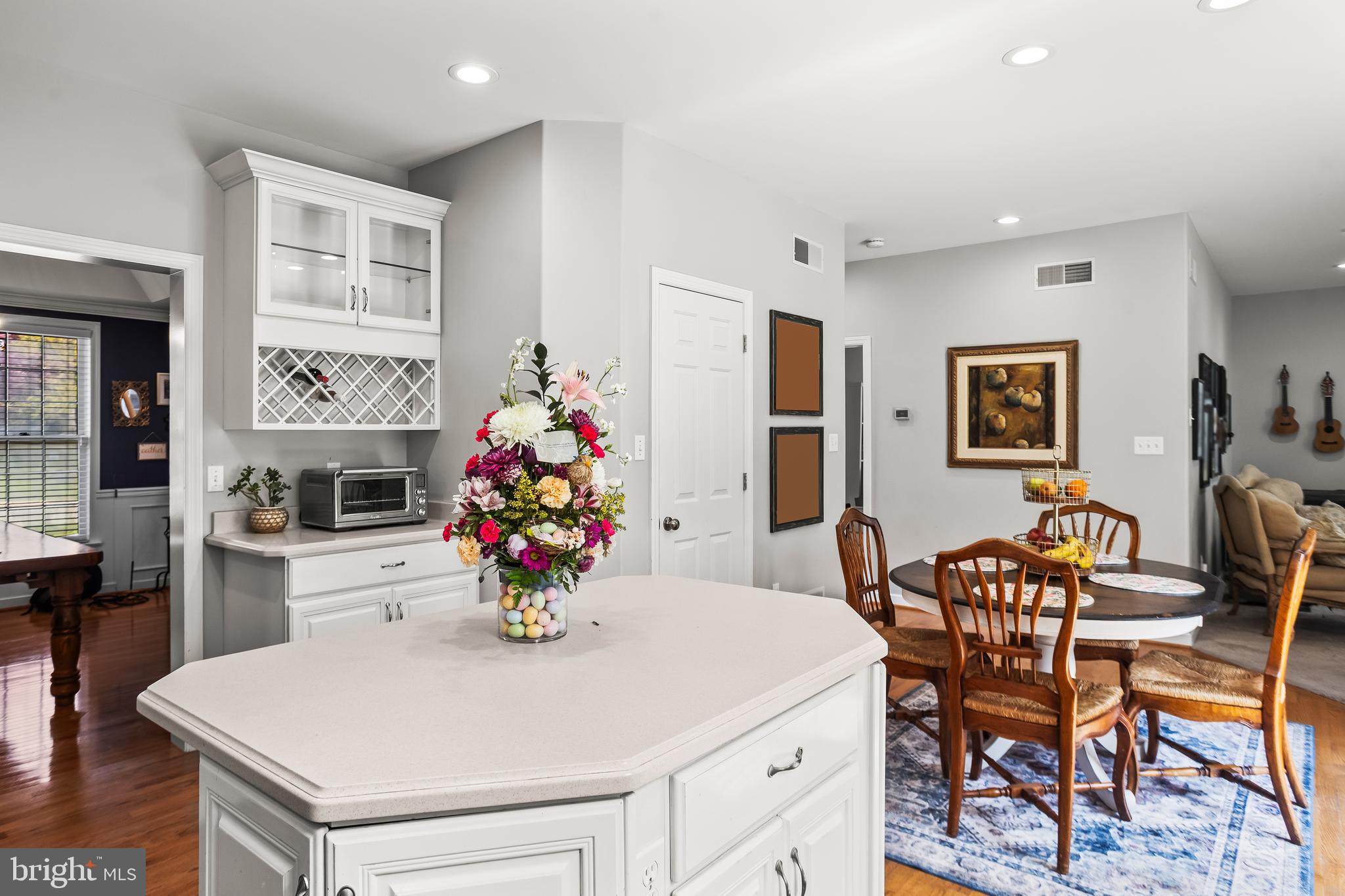 CENTERVILLE COMMONS - Residential