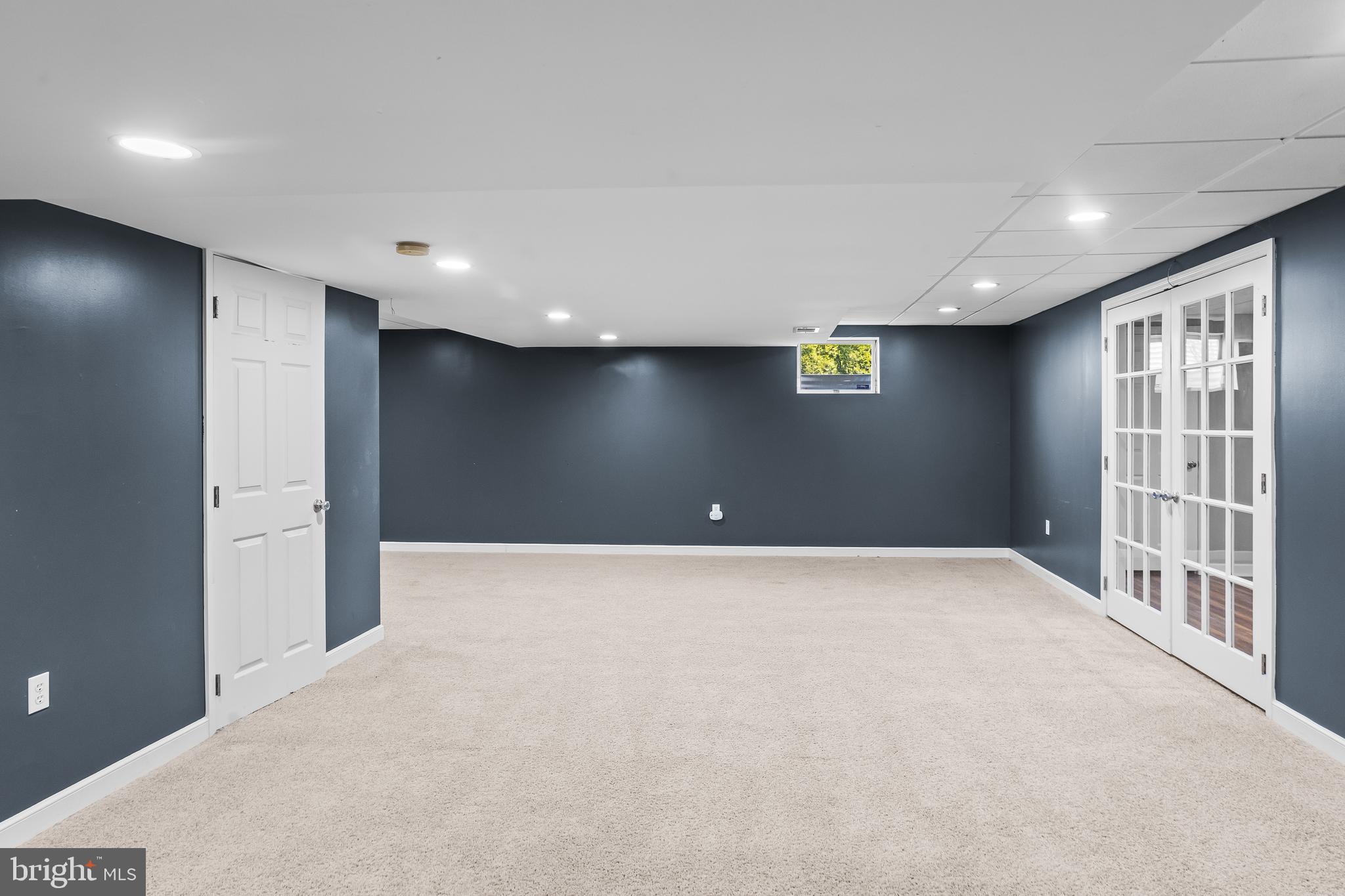 CENTERVILLE COMMONS - Residential