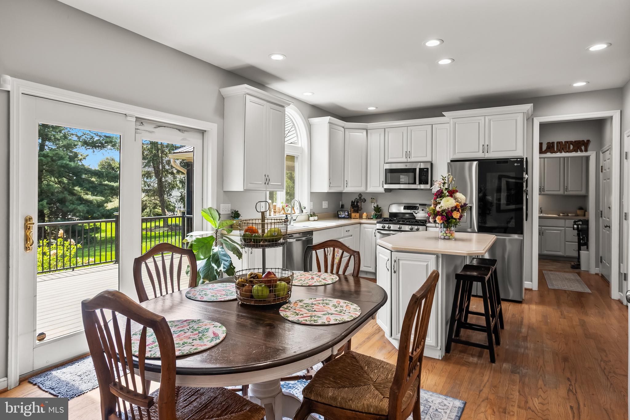 CENTERVILLE COMMONS - Residential