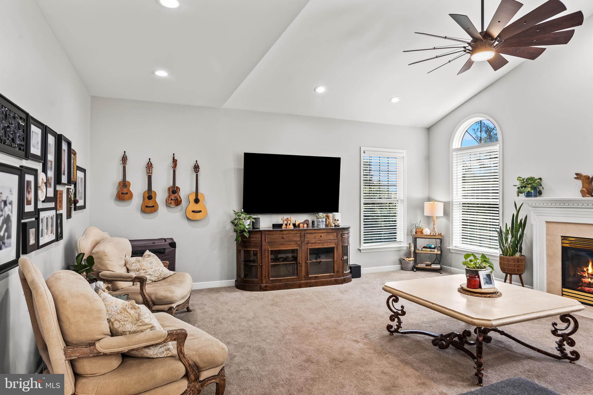 CENTERVILLE COMMONS - Residential