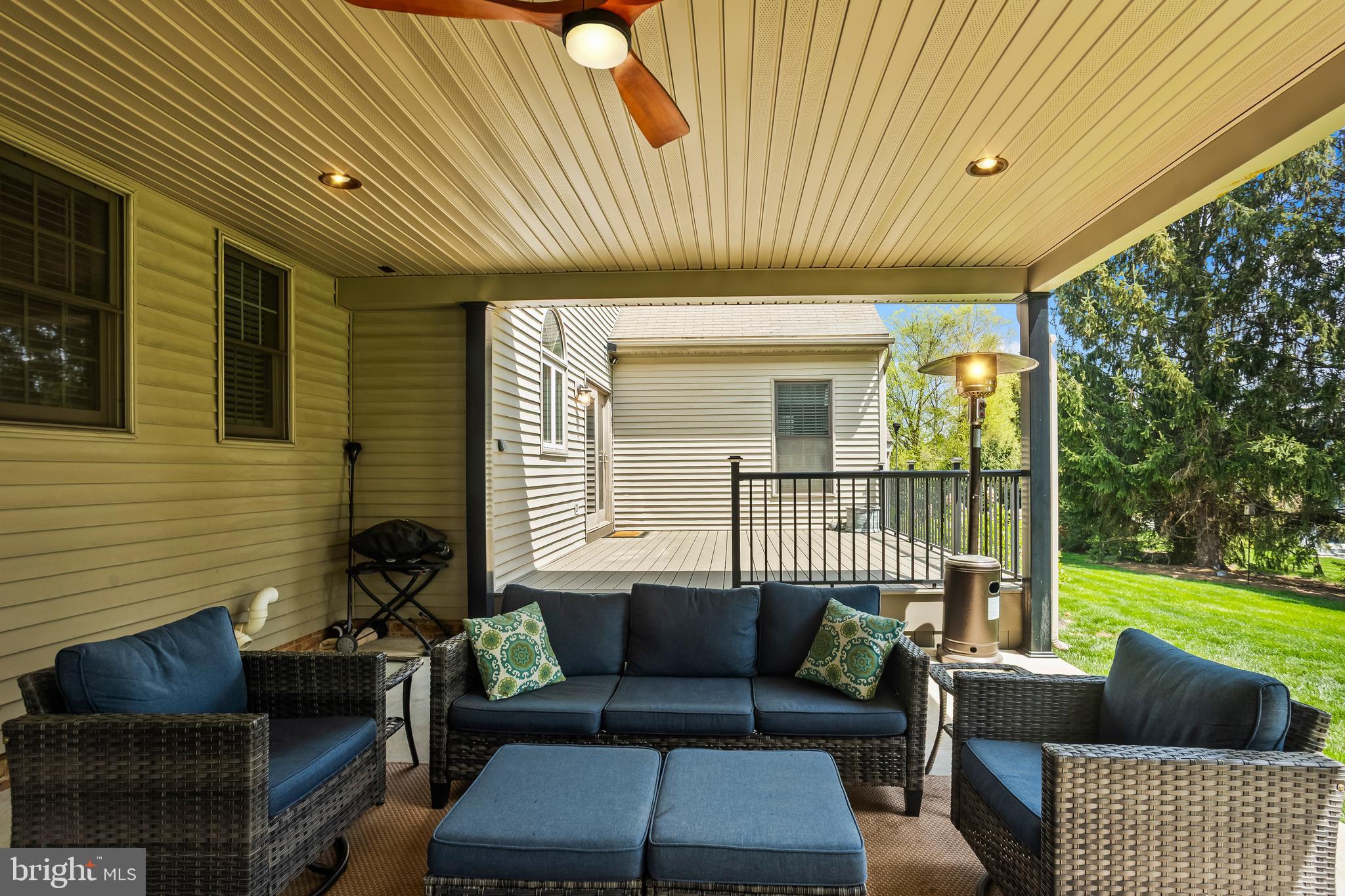 CENTERVILLE COMMONS - Residential