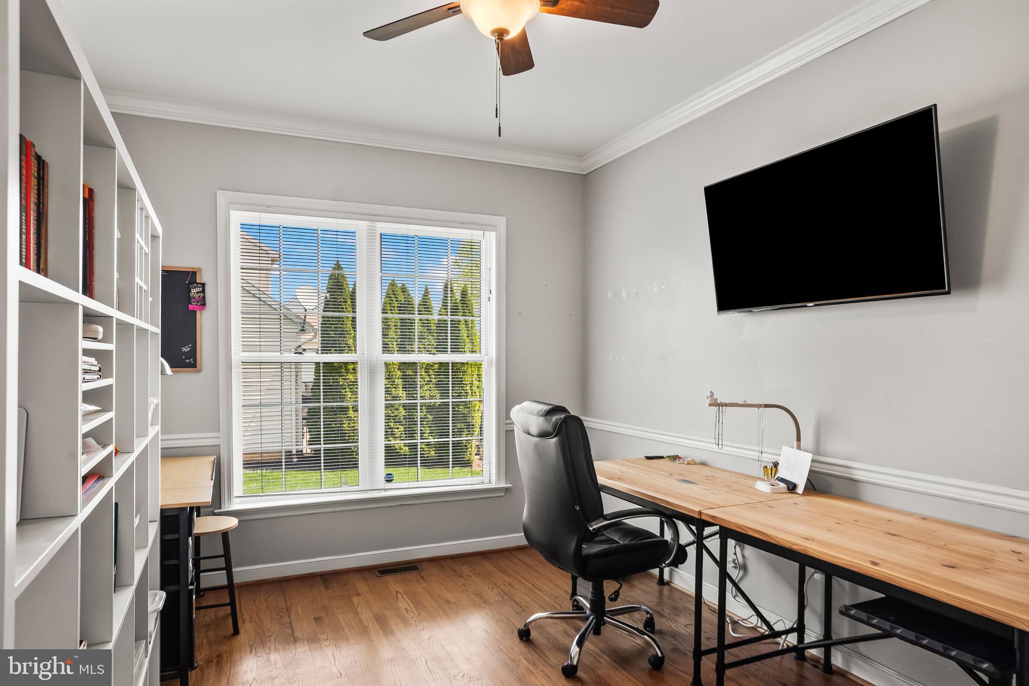 CENTERVILLE COMMONS - Residential