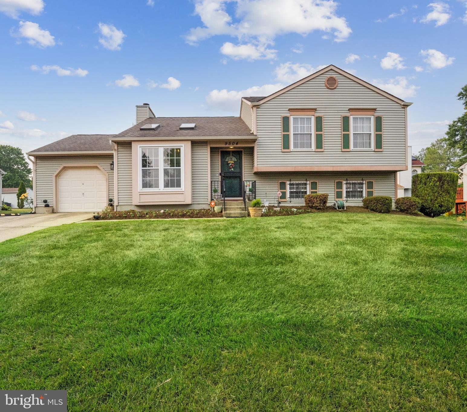 GREENWOOD MANOR - Residential