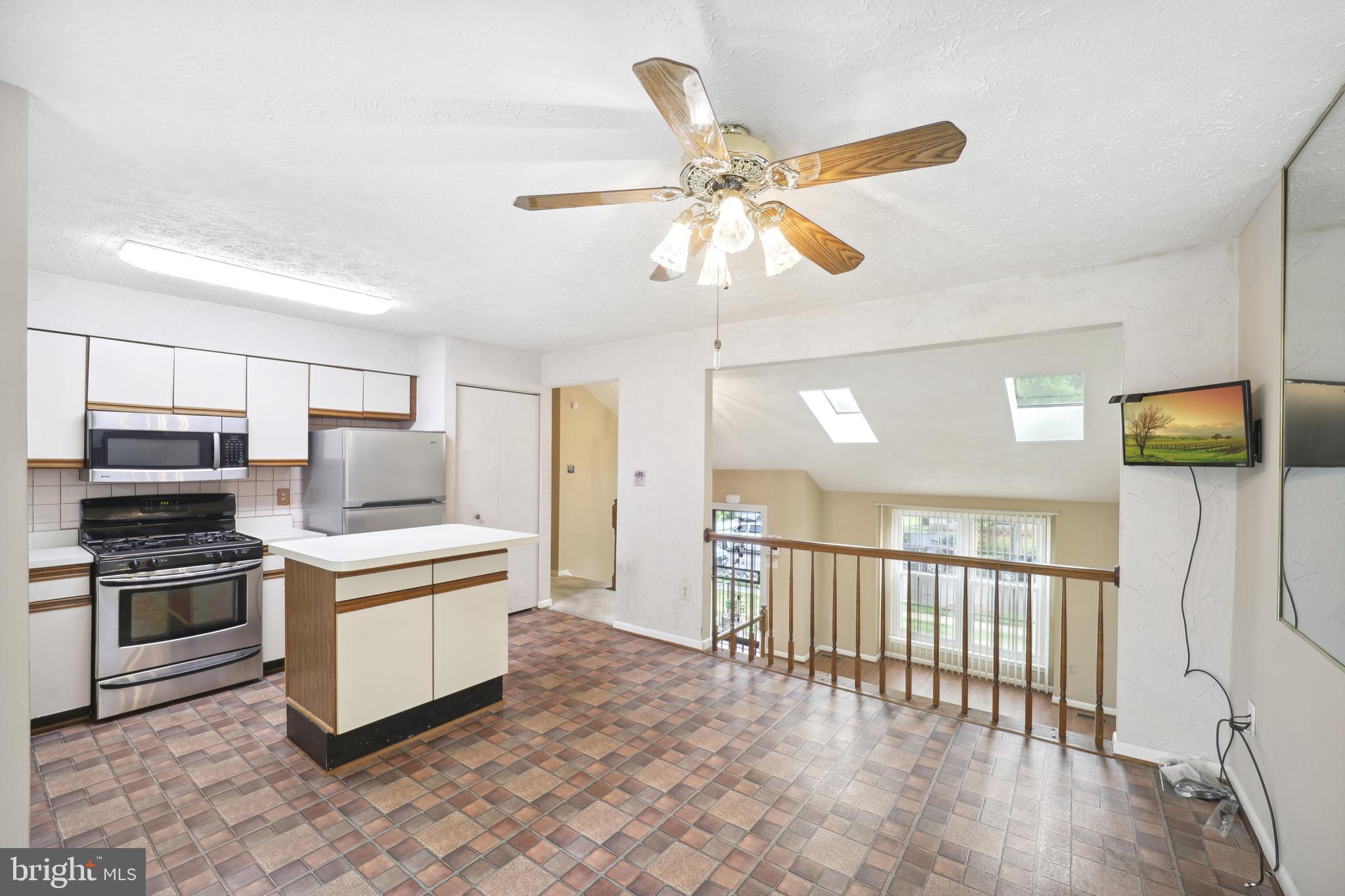 GREENWOOD MANOR - Residential