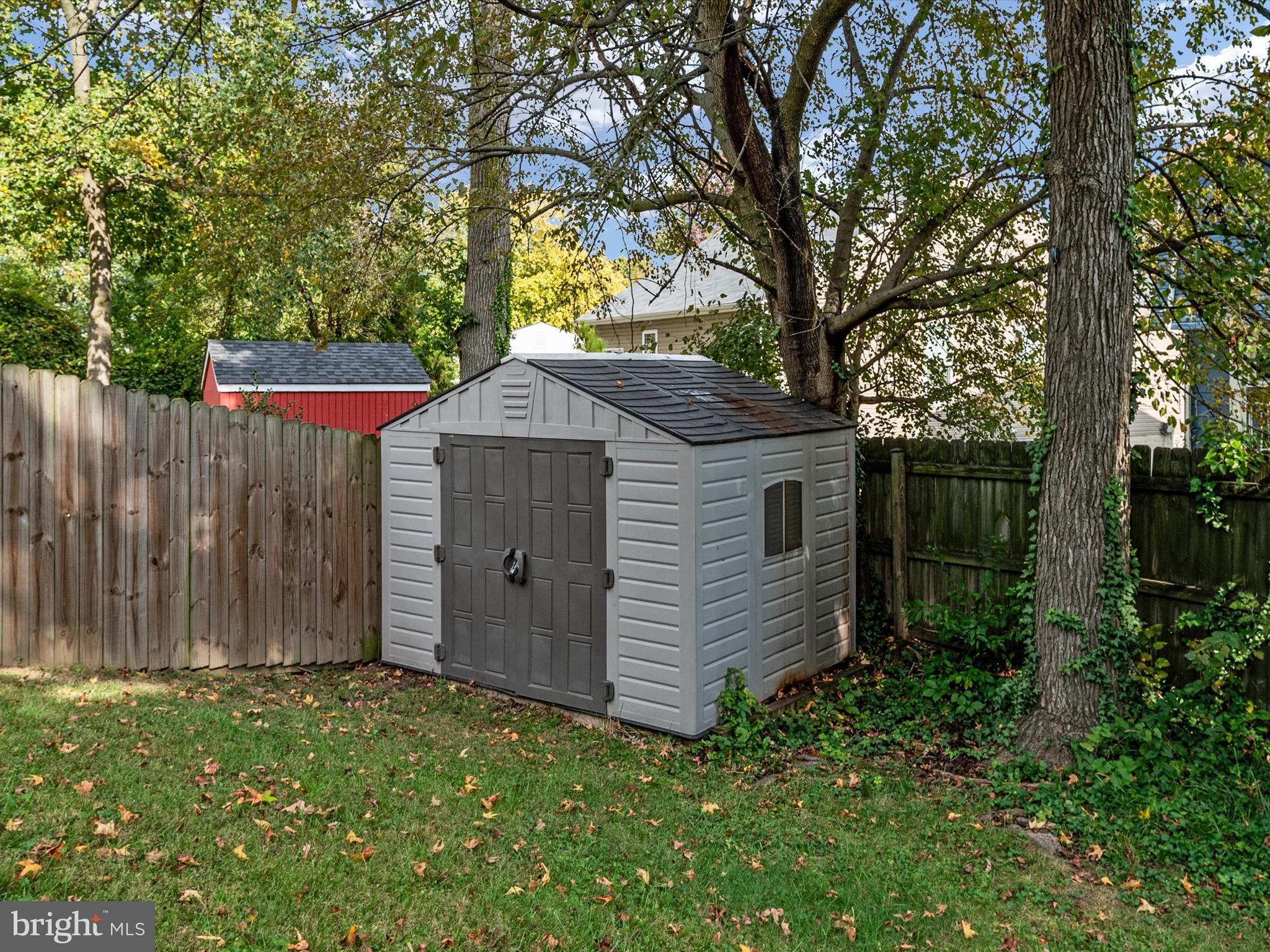 ROCK CREEK ESTATES - Residential