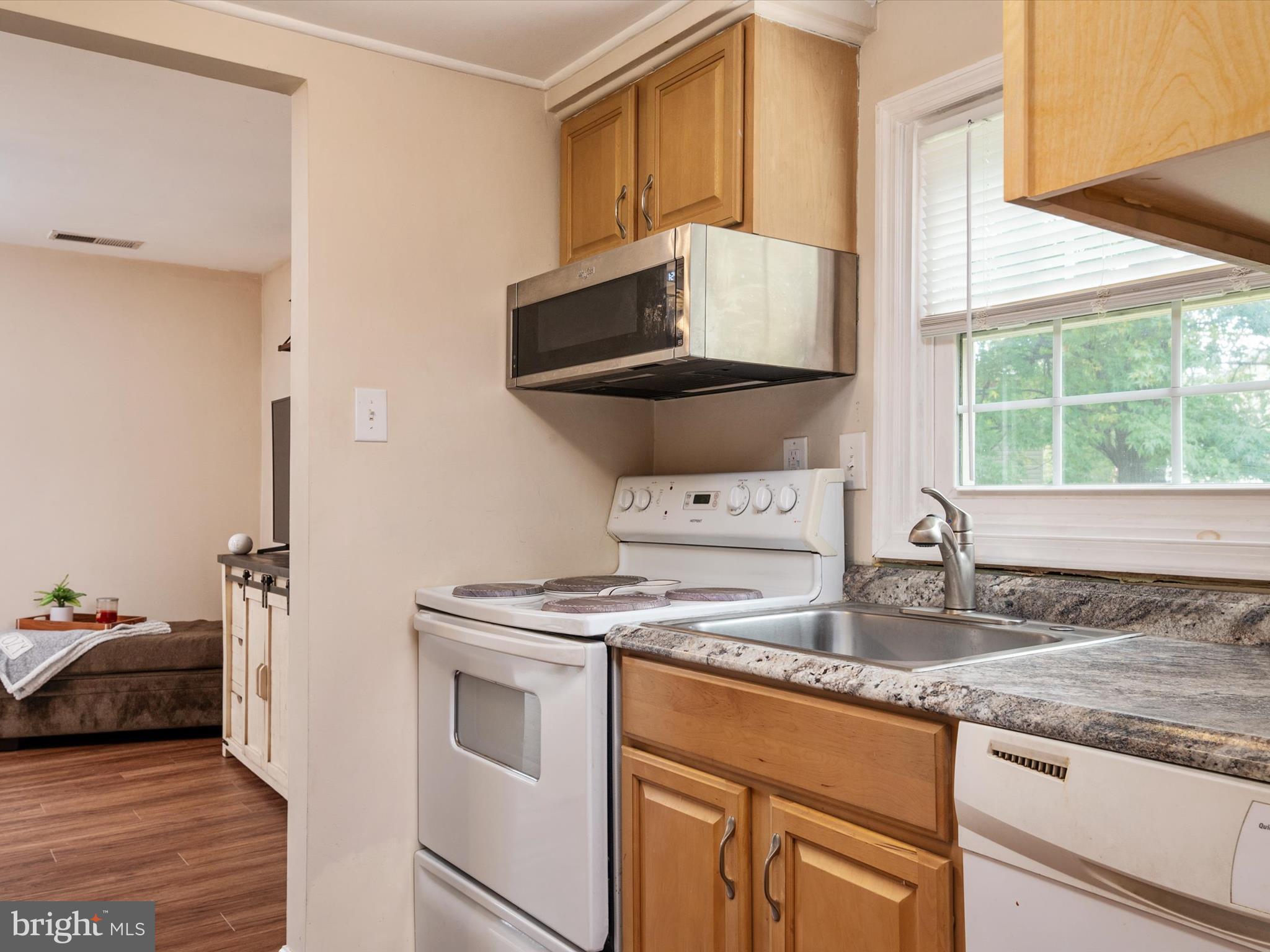 ROCK CREEK ESTATES - Residential