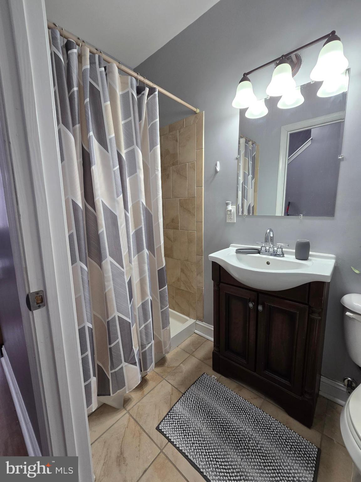 MIDDLE EAST - Residential