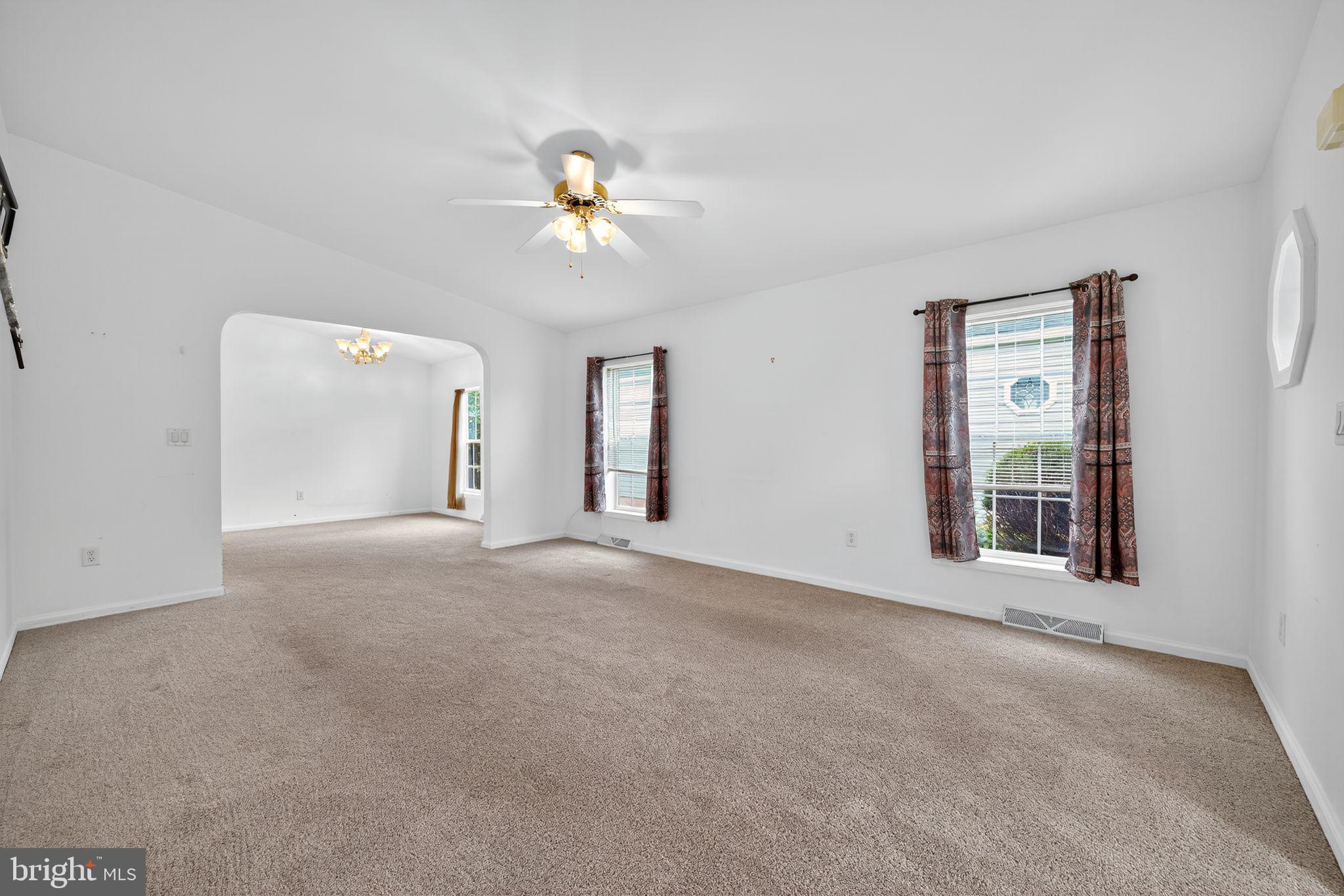 601 VILLAGE WAY