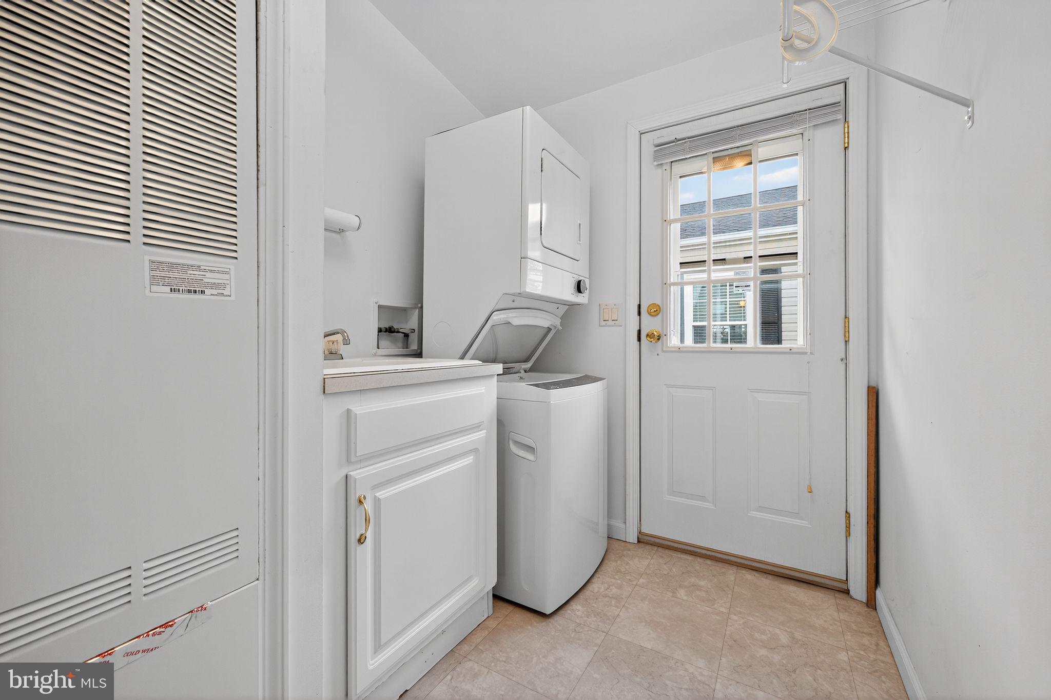 WILLOW RUN - Residential