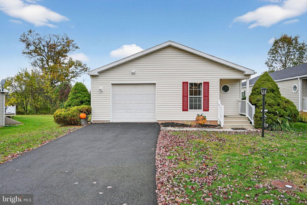 Photo of 601 Village Way, ROYERSFORD, PA 19468 (MLS # PAMC2159532)