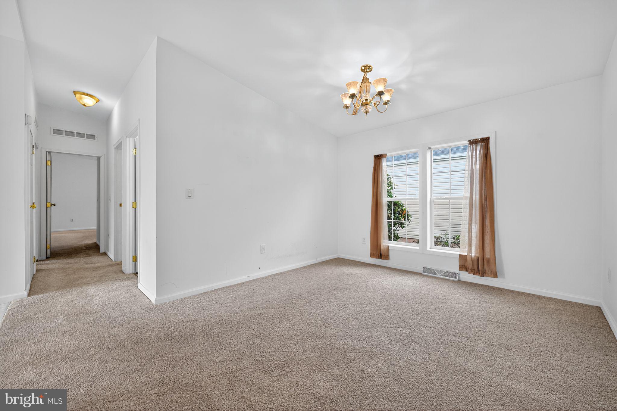 WILLOW RUN - Residential