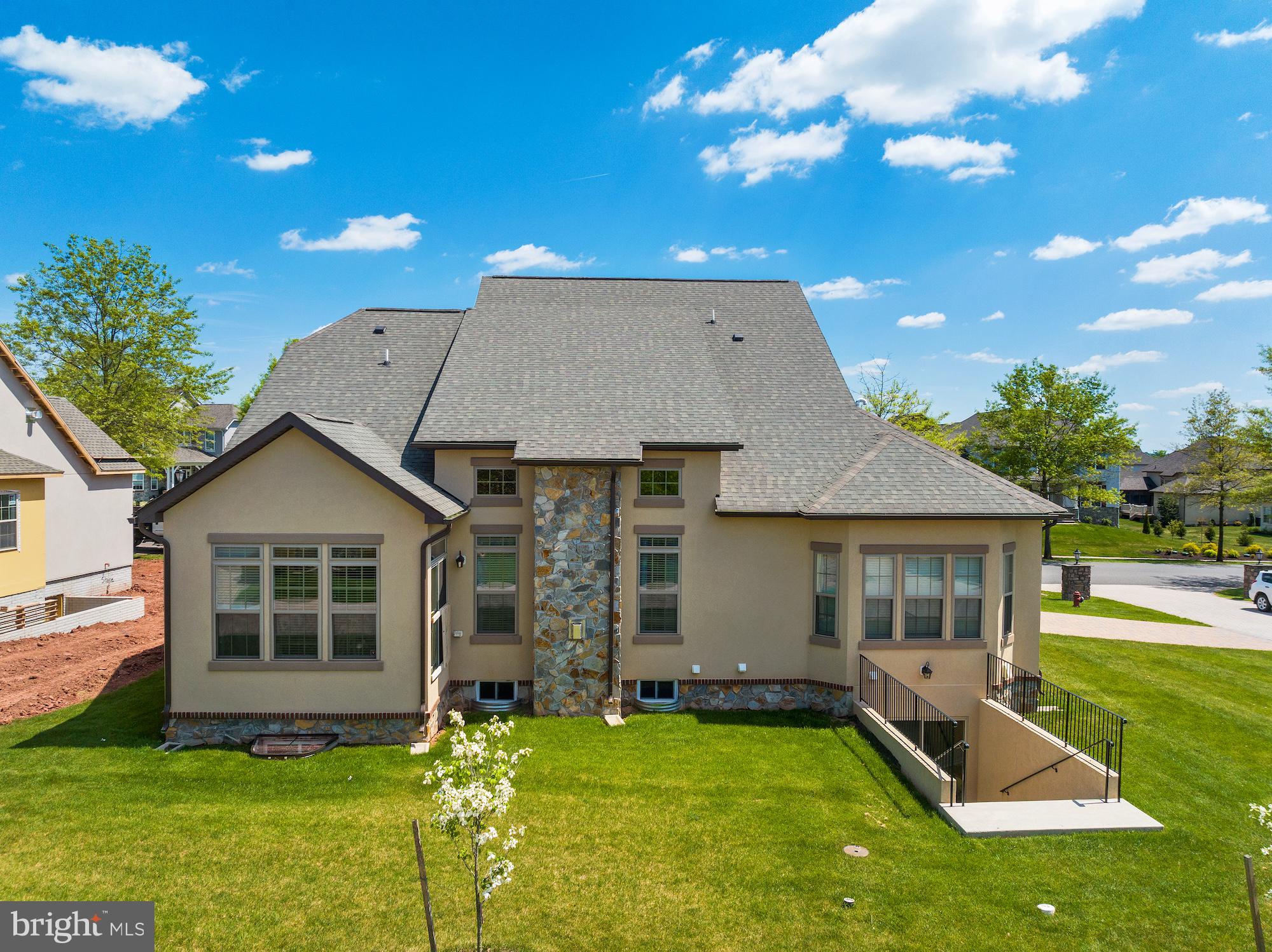 THE COURTYARDS AT THE LINKS OF GETTYSBURG - Residential