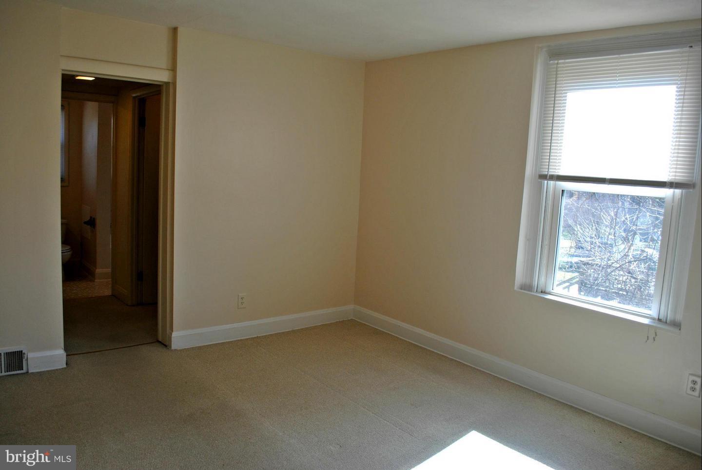 PARKVILLE - Residential Lease