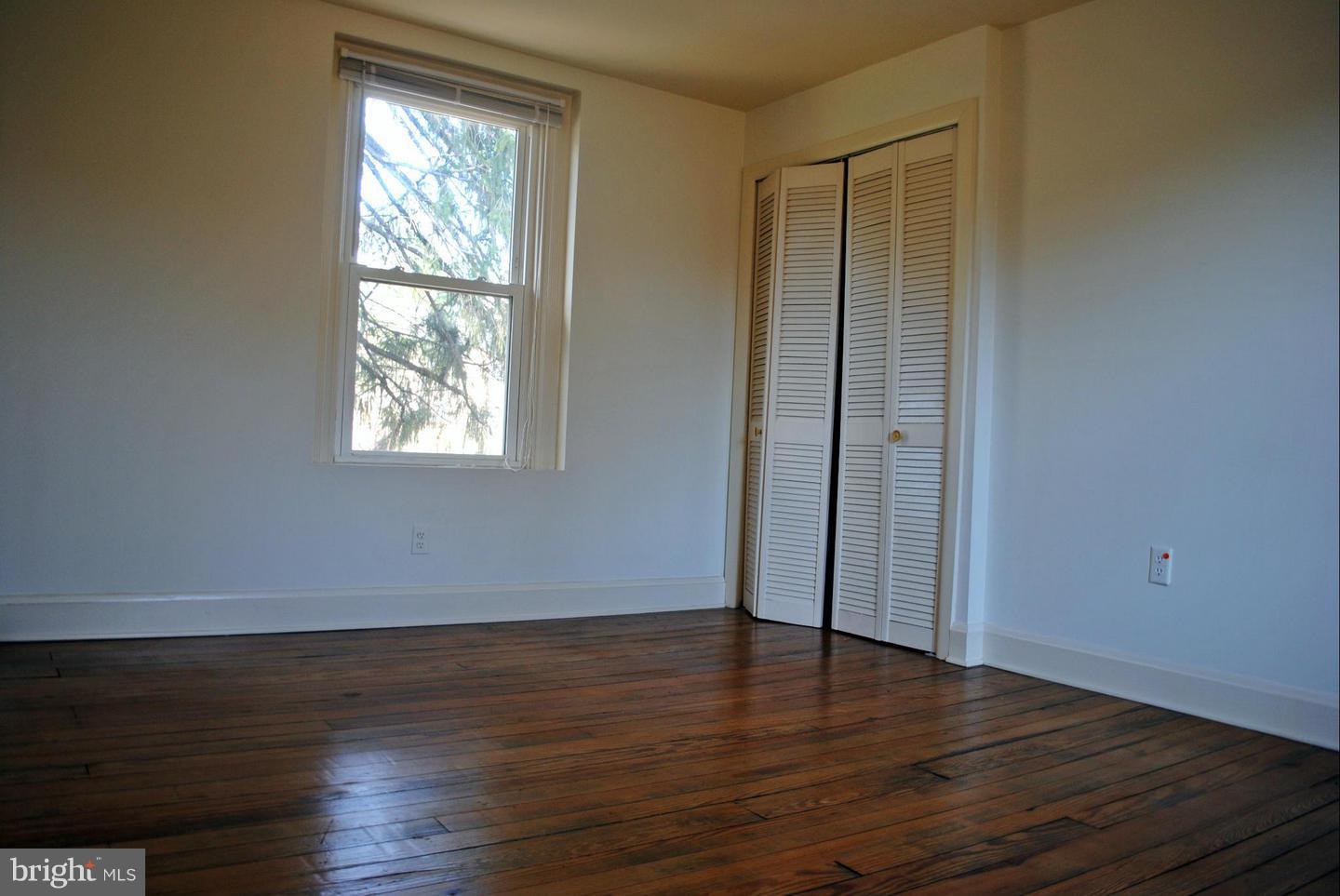 PARKVILLE - Residential Lease