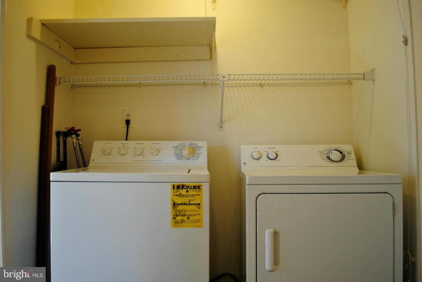 PARKVILLE - Residential Lease