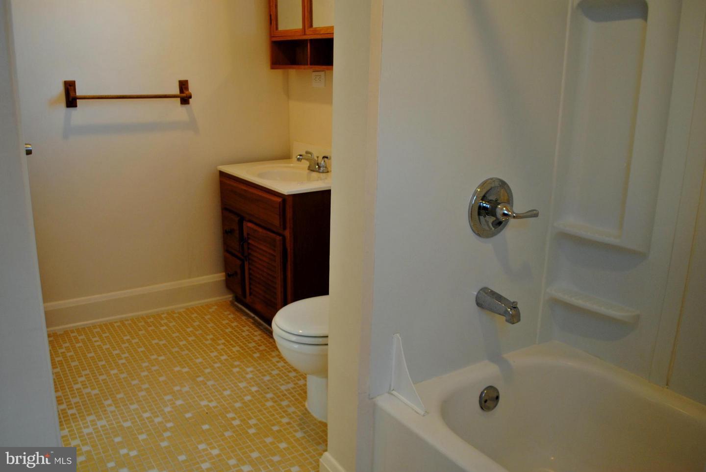 PARKVILLE - Residential Lease