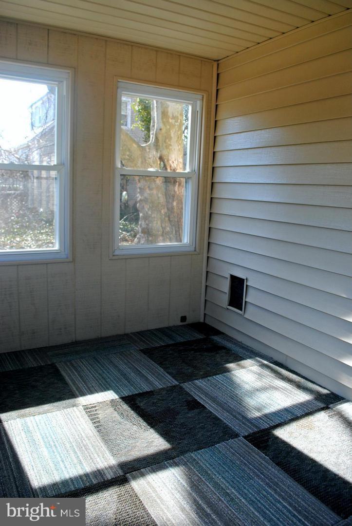 PARKVILLE - Residential Lease