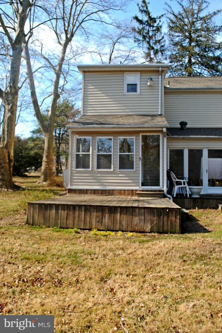 PARKVILLE - Residential Lease