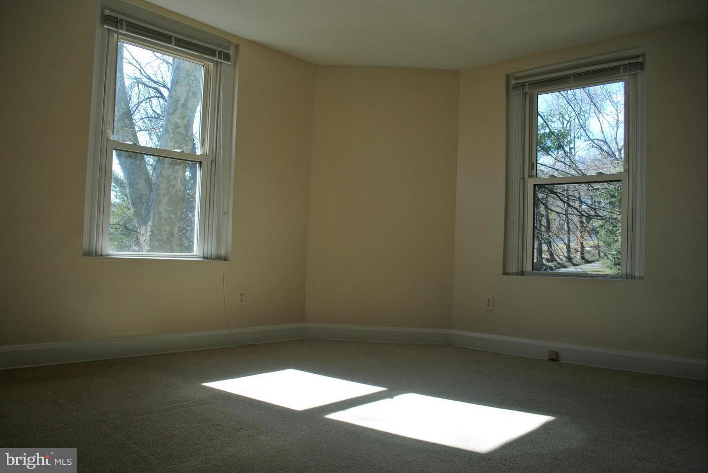 PARKVILLE - Residential Lease