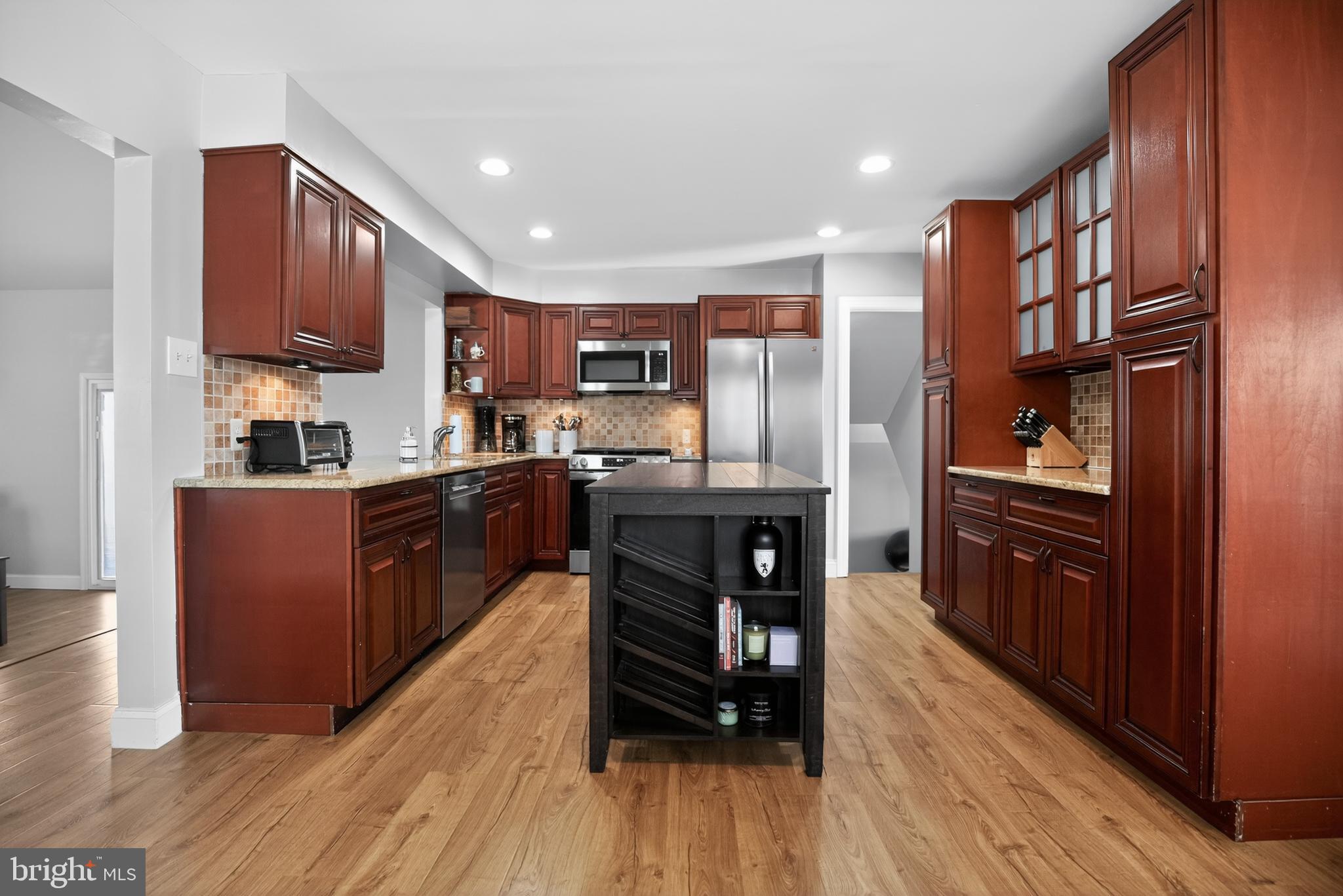 ROSEWOOD PARK - Residential