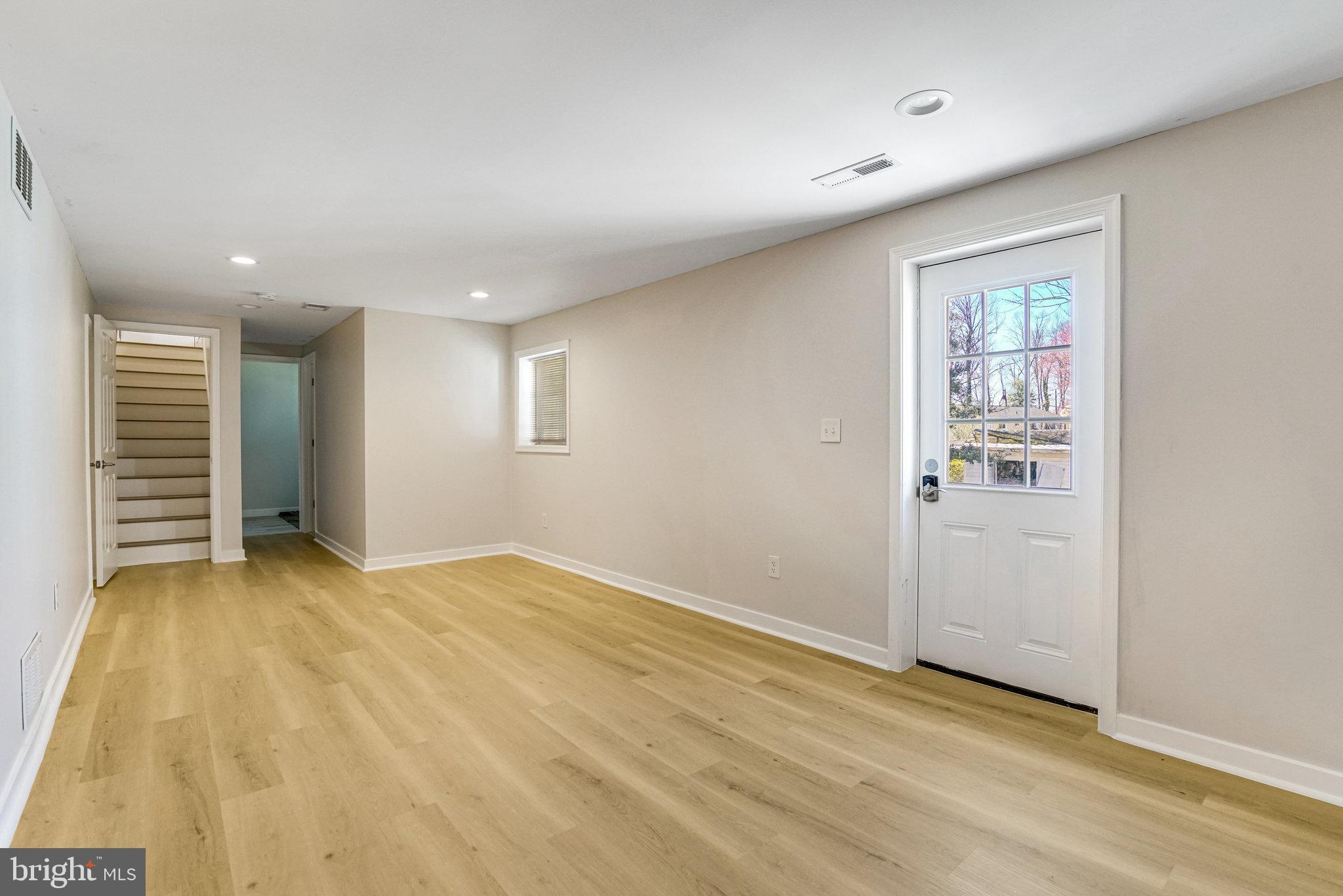 ANNANDALE TERRACE - Residential Lease