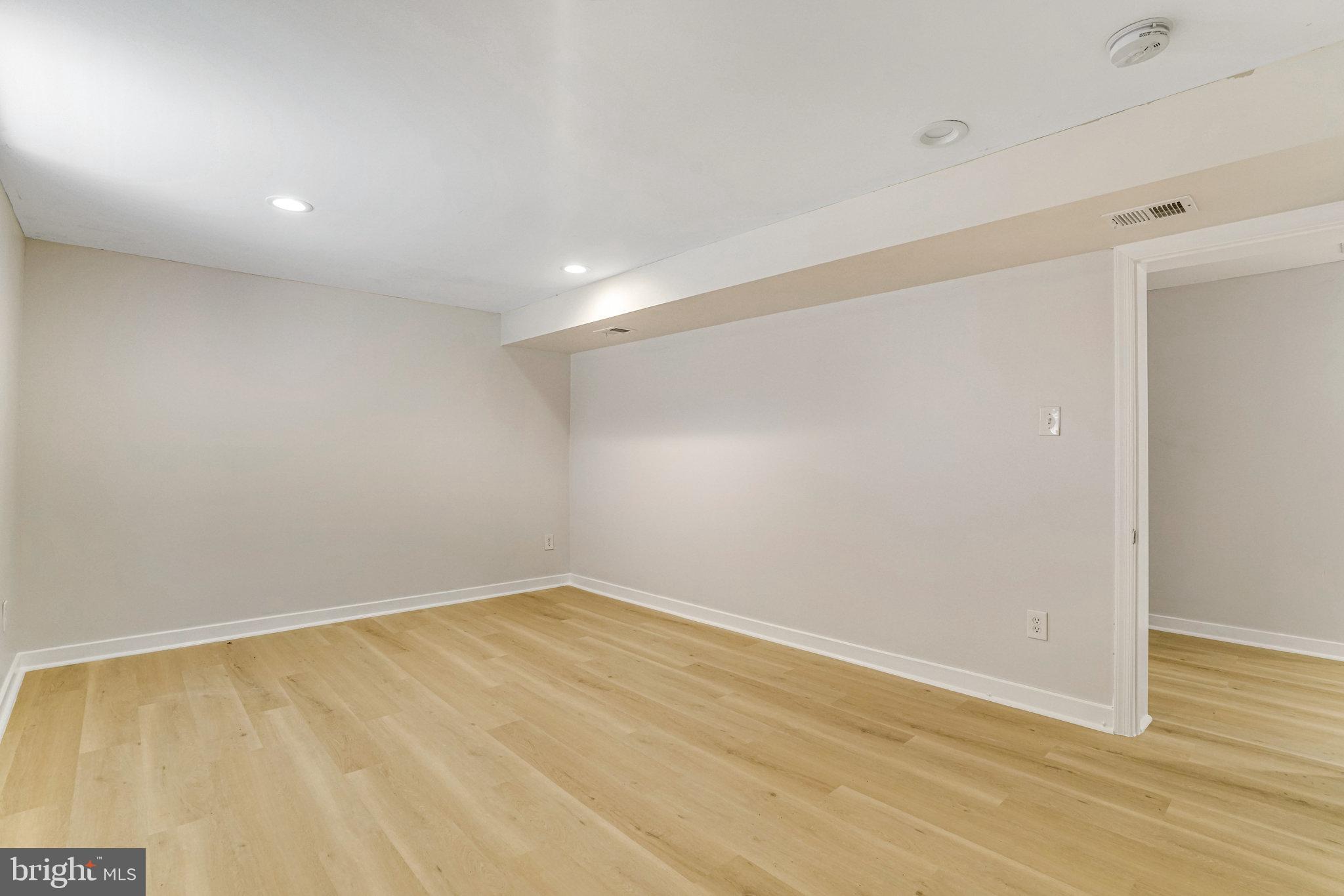 ANNANDALE TERRACE - Residential Lease