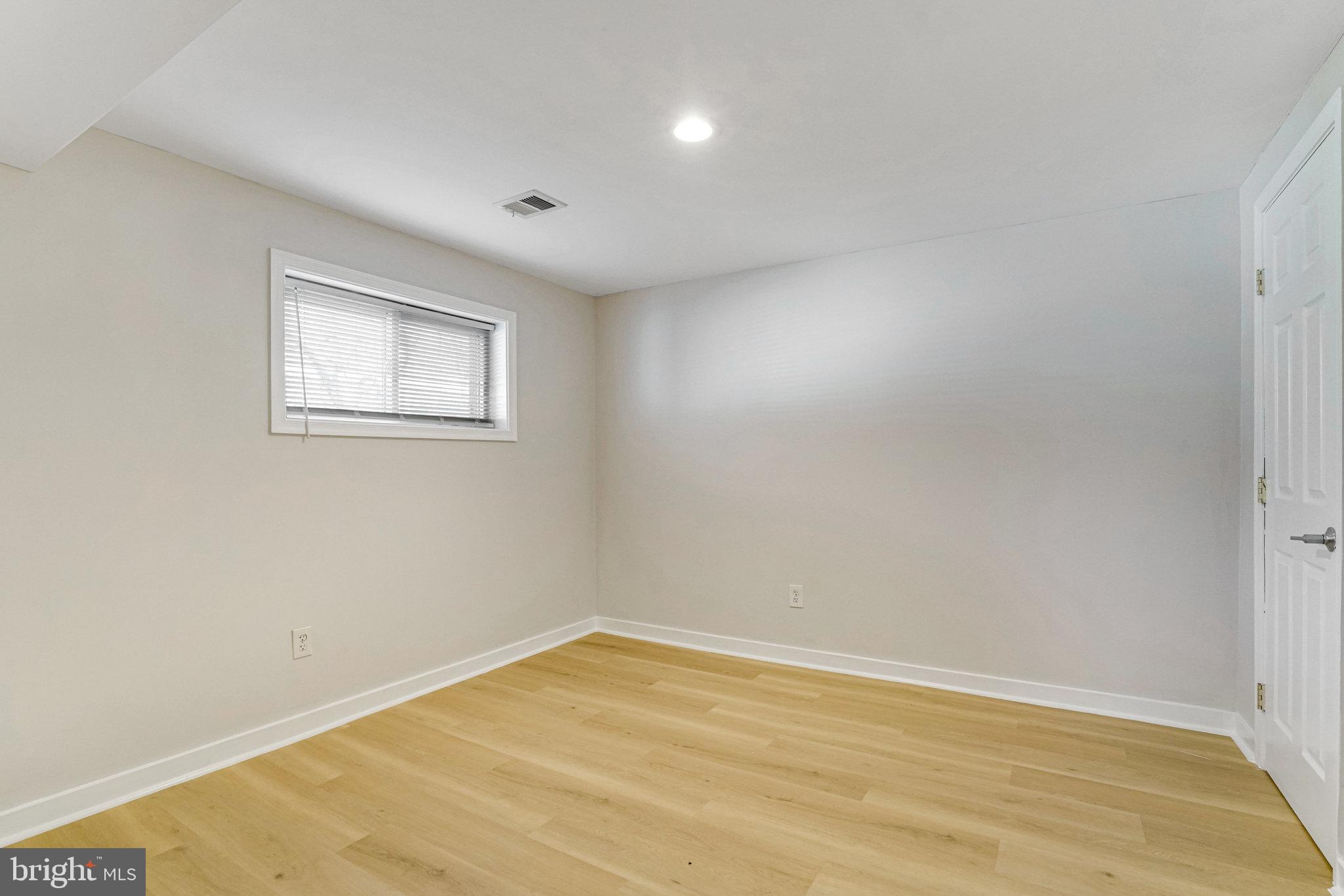 ANNANDALE TERRACE - Residential Lease